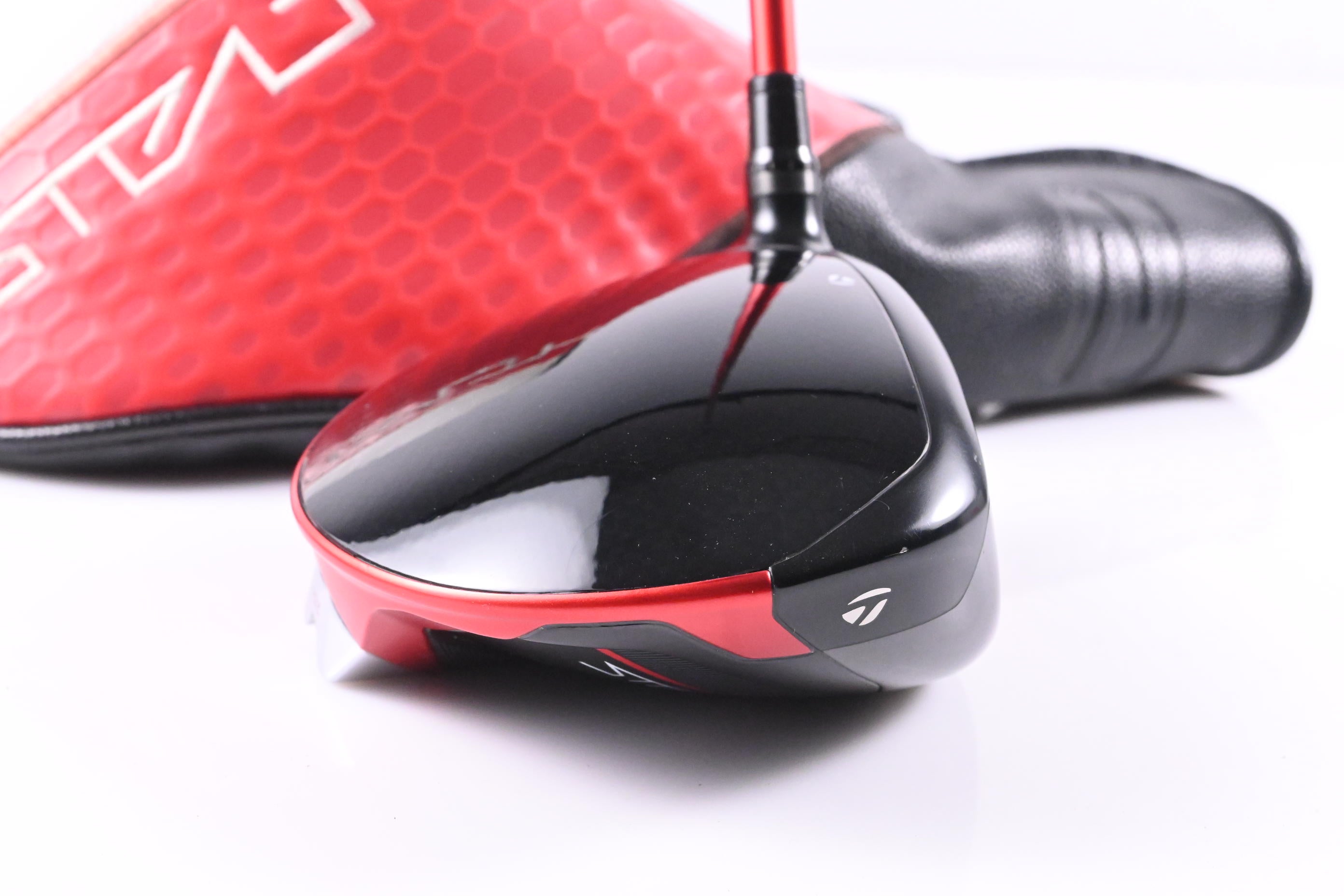Taylormade Stealth 2 Driver / 10.5 Degree / Regular Flex Fujikura Ventus Red 5