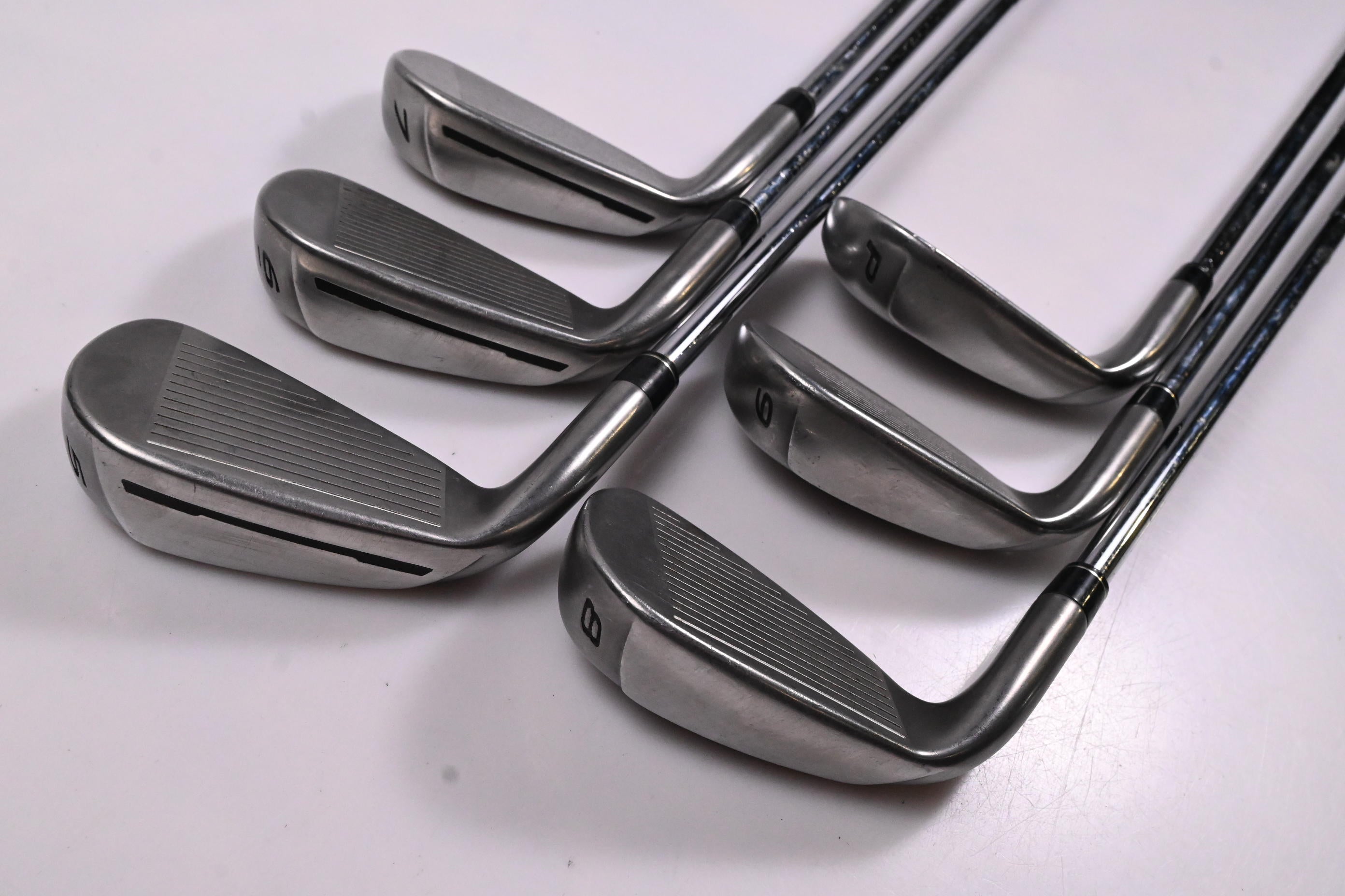 Taylormade Aeroburner Irons / 5-PW / Regular Flex Reax 88 Shafts