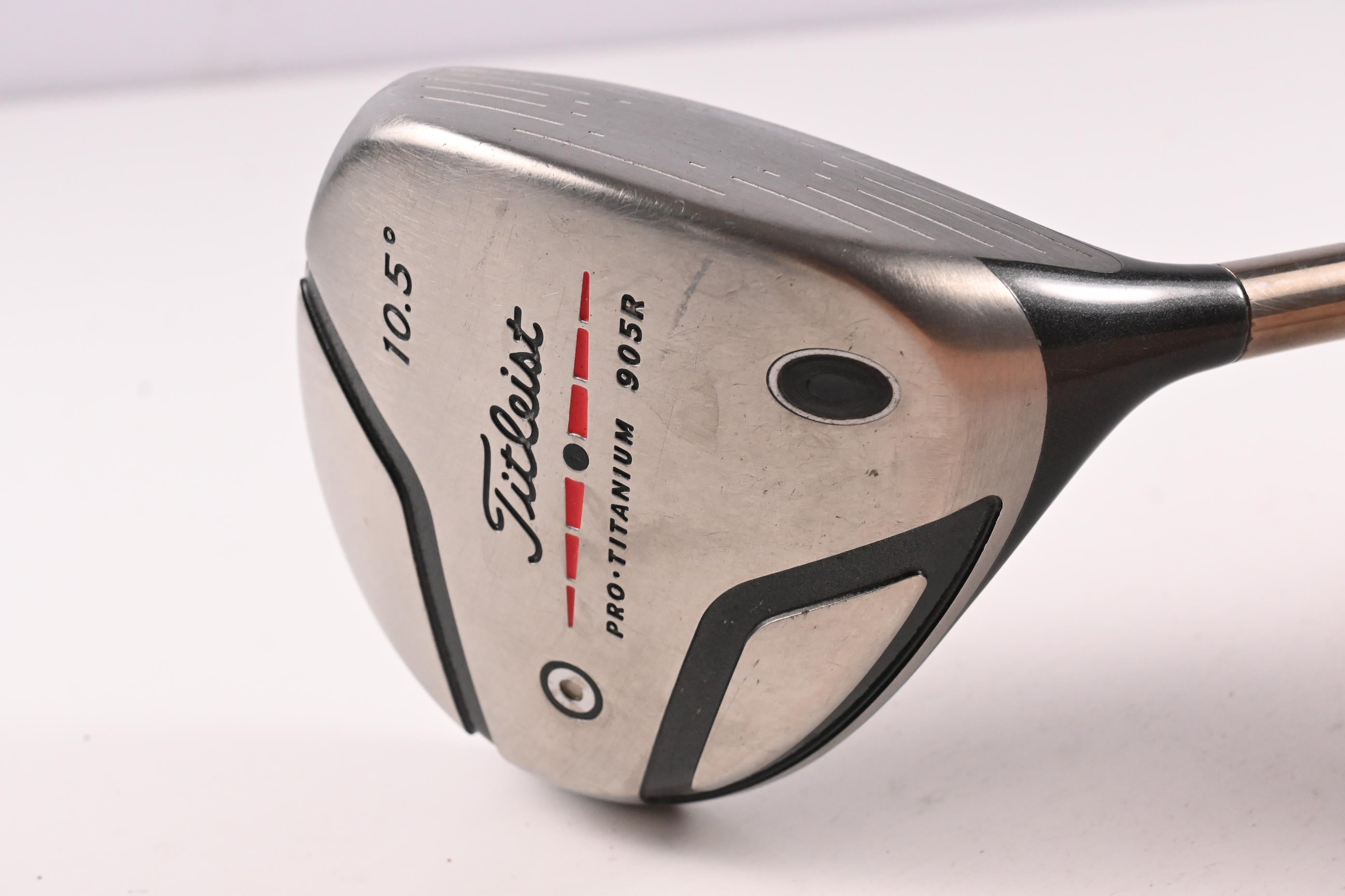Titleist 905 R Driver / 10.5 Degree / Stiff Flex Aldila NVS 75 Shaft
