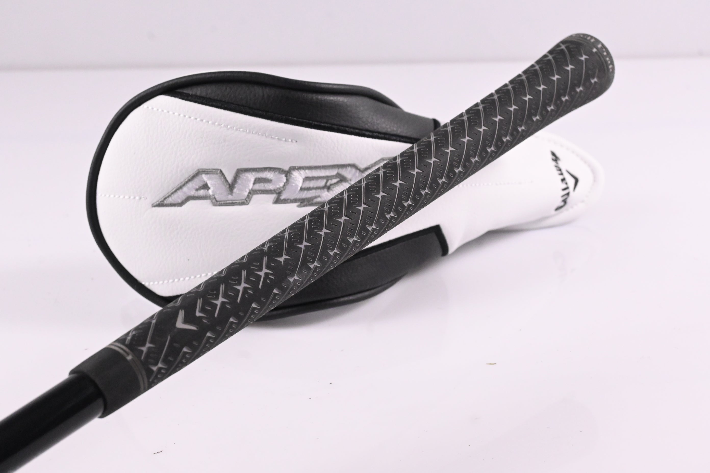 Callaway Apex UW 24 #3 Hybrid / 19 Degree / Regular Flex MMT 70 Shaft