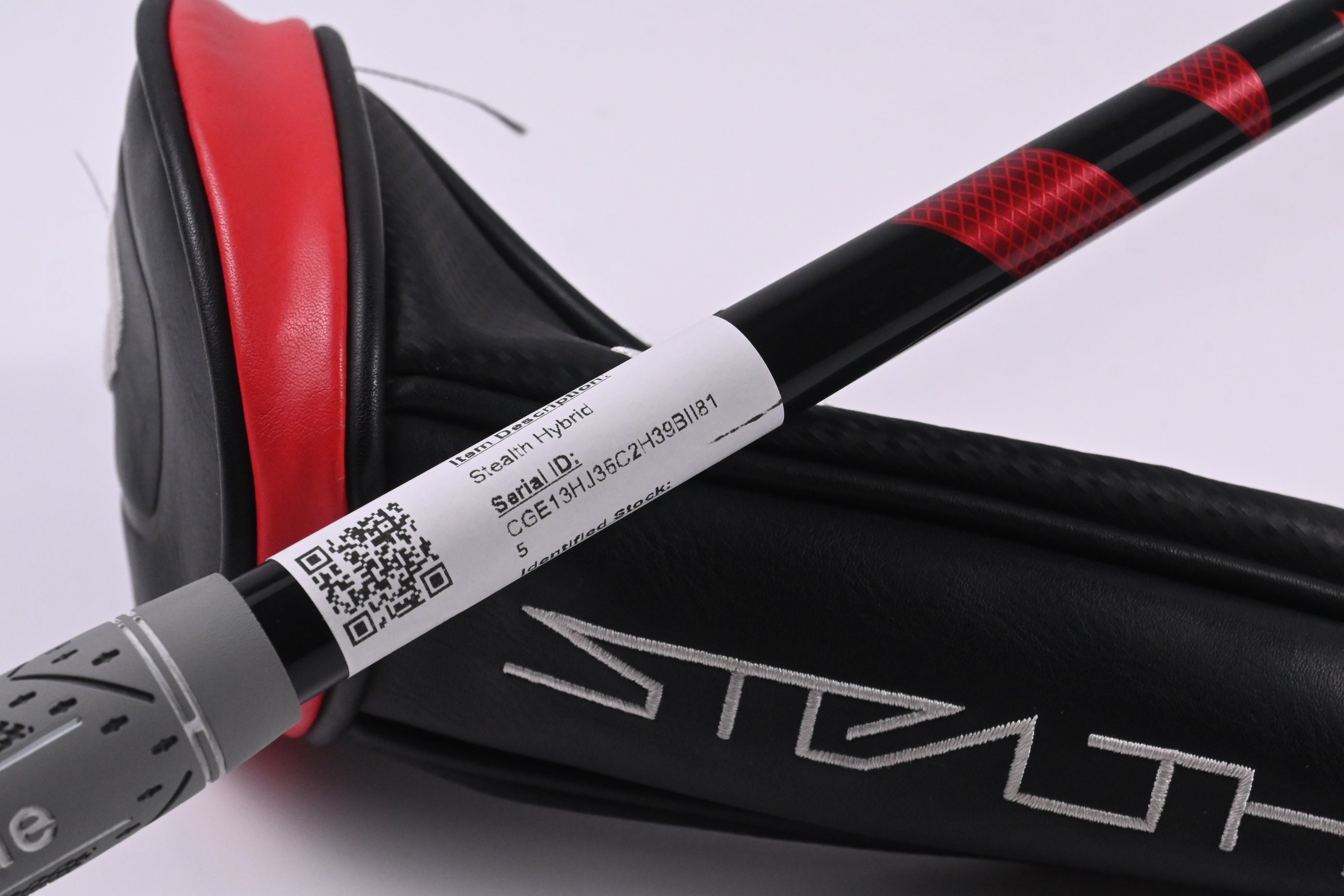 Taylormade Stealth #4 Hybrid / 22 Degree / Regular Flex Ventus Red 6 Shaft