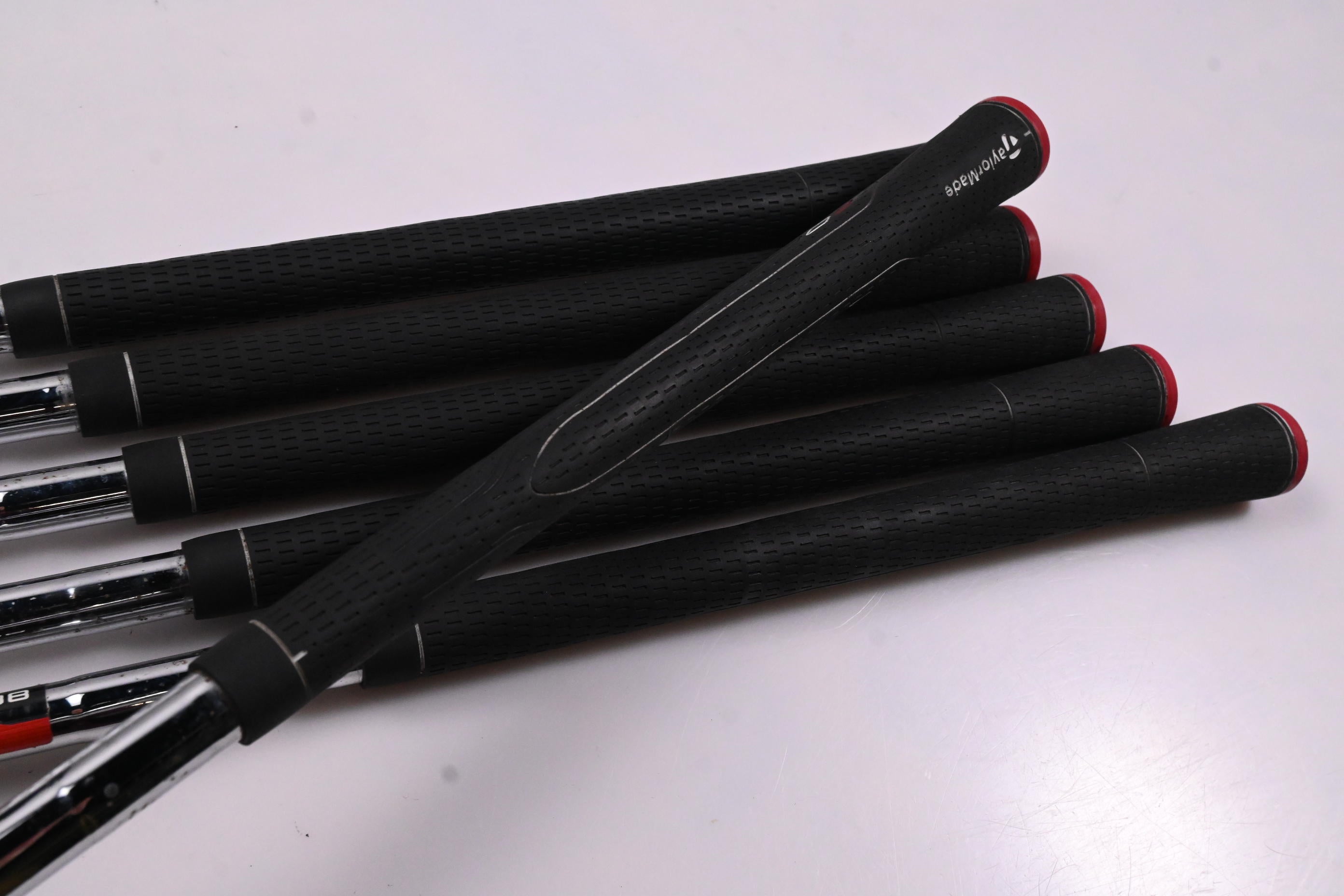 Taylormade Aeroburner Irons / 5-PW / Regular Flex Reax 88 Shafts