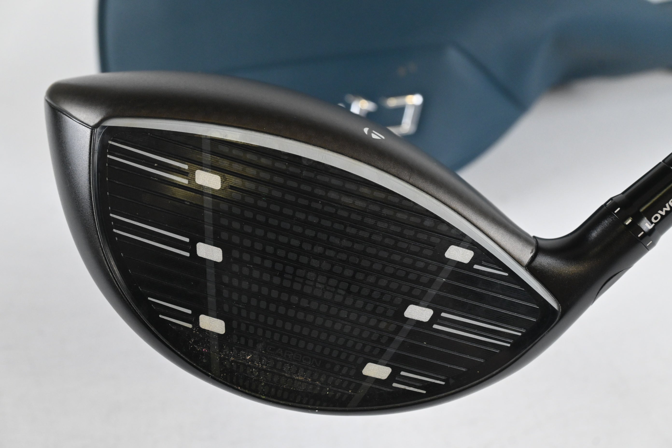 Taylormade Qi4D Max Driver / 10.5 Degree / Regular Flex REAX Red 50 Shaft