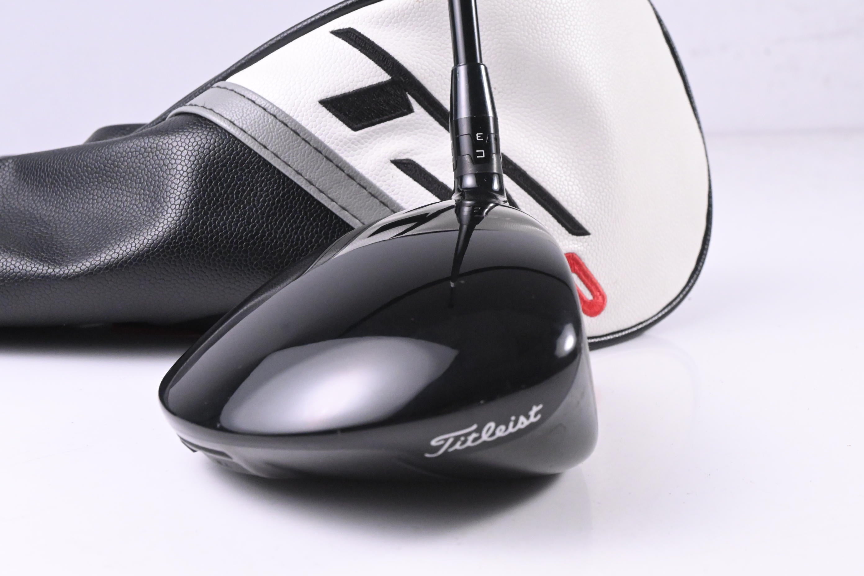 Titleist TSR3 Driver / 9 Degree / Regular Flex Tensei AV Blue 65 Shaft