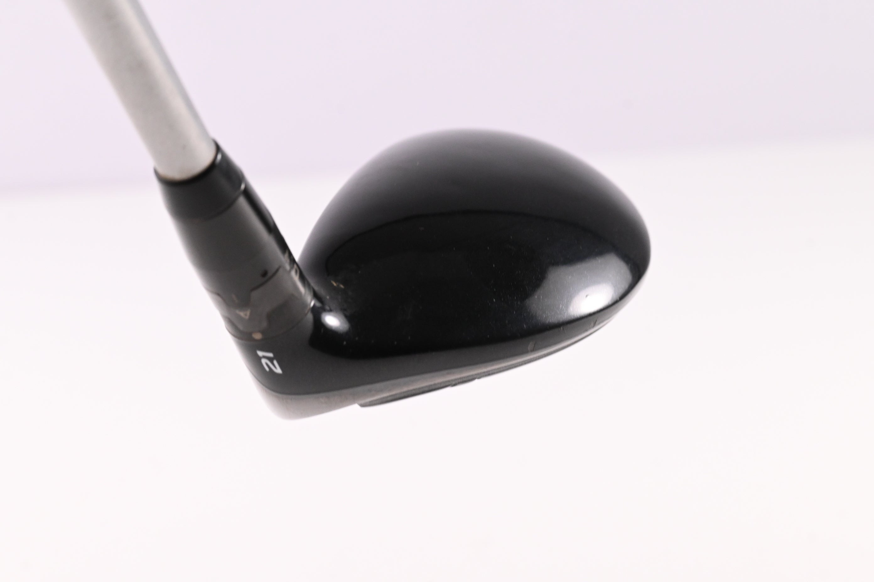 Titleist 915H #3 Hybrid / 21 Degree / Stiff Flex Diamana S+ Blue 70 Shaft
