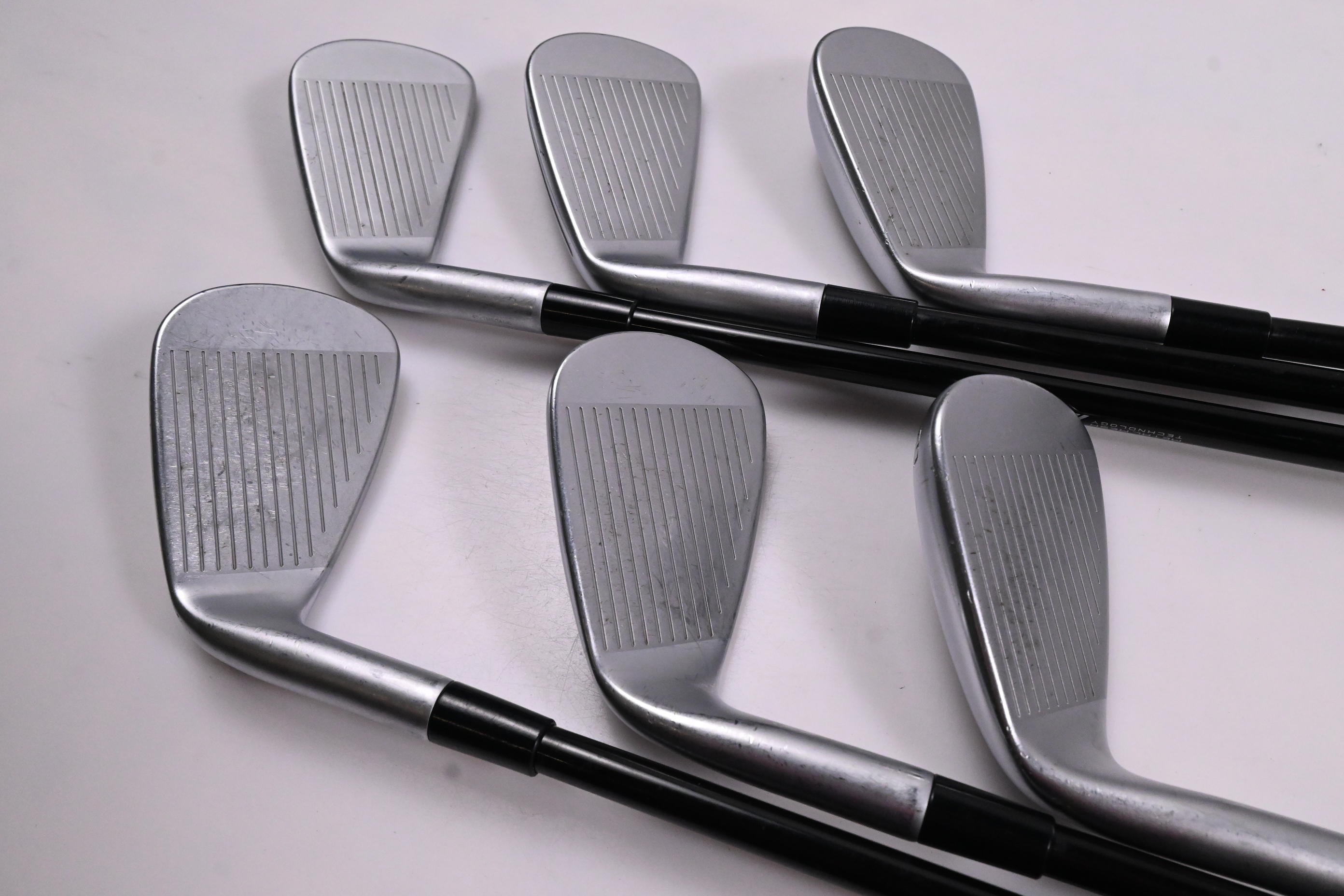 Taylormade P790 2023 Irons / 6-PW+GW / Senior Flex MMT 55 Shafts