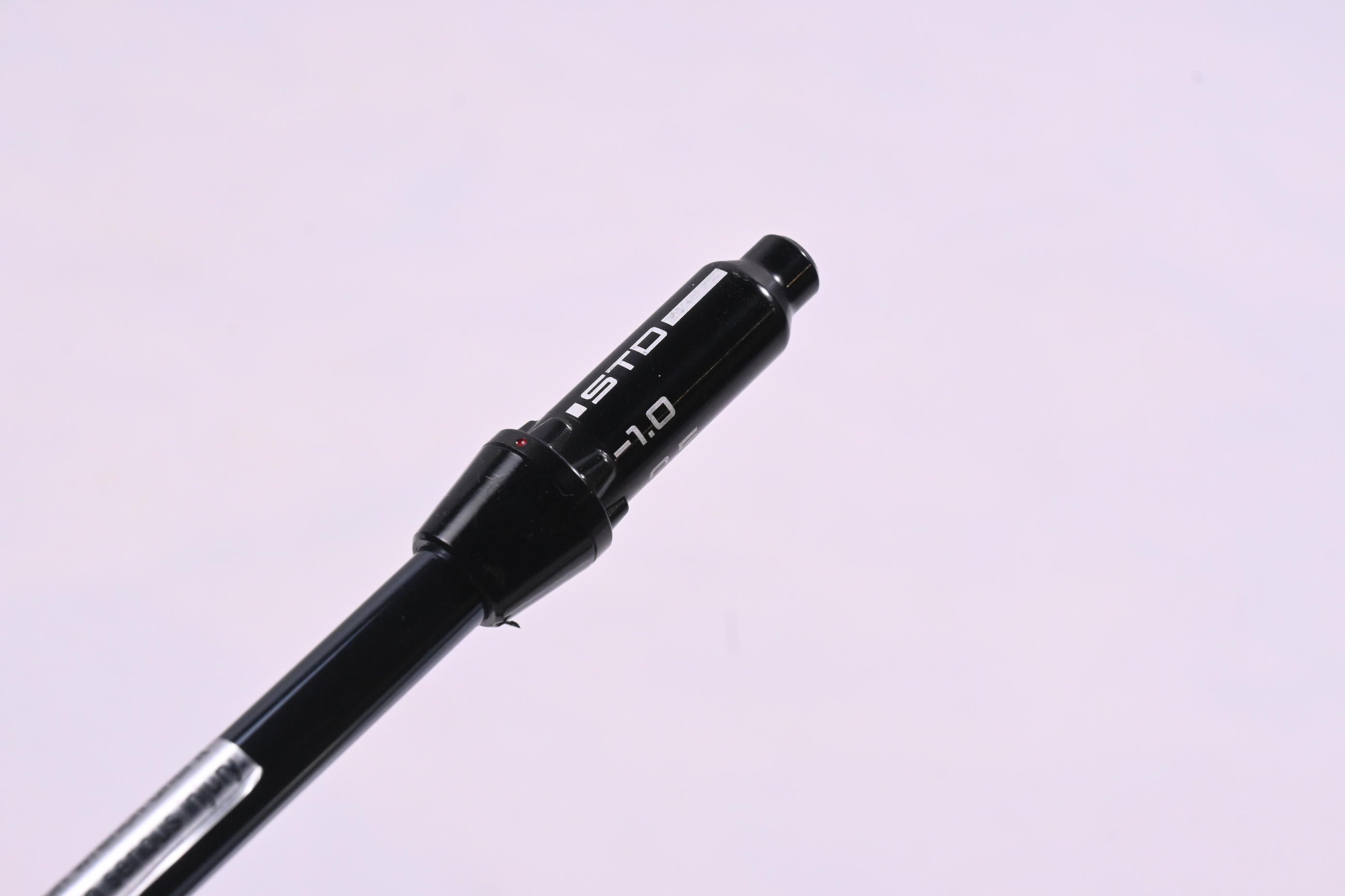 UST Mamiya LIN-Q Red 5 M40X Driver Shaft / Stiff Flex / Wilson Adapter
