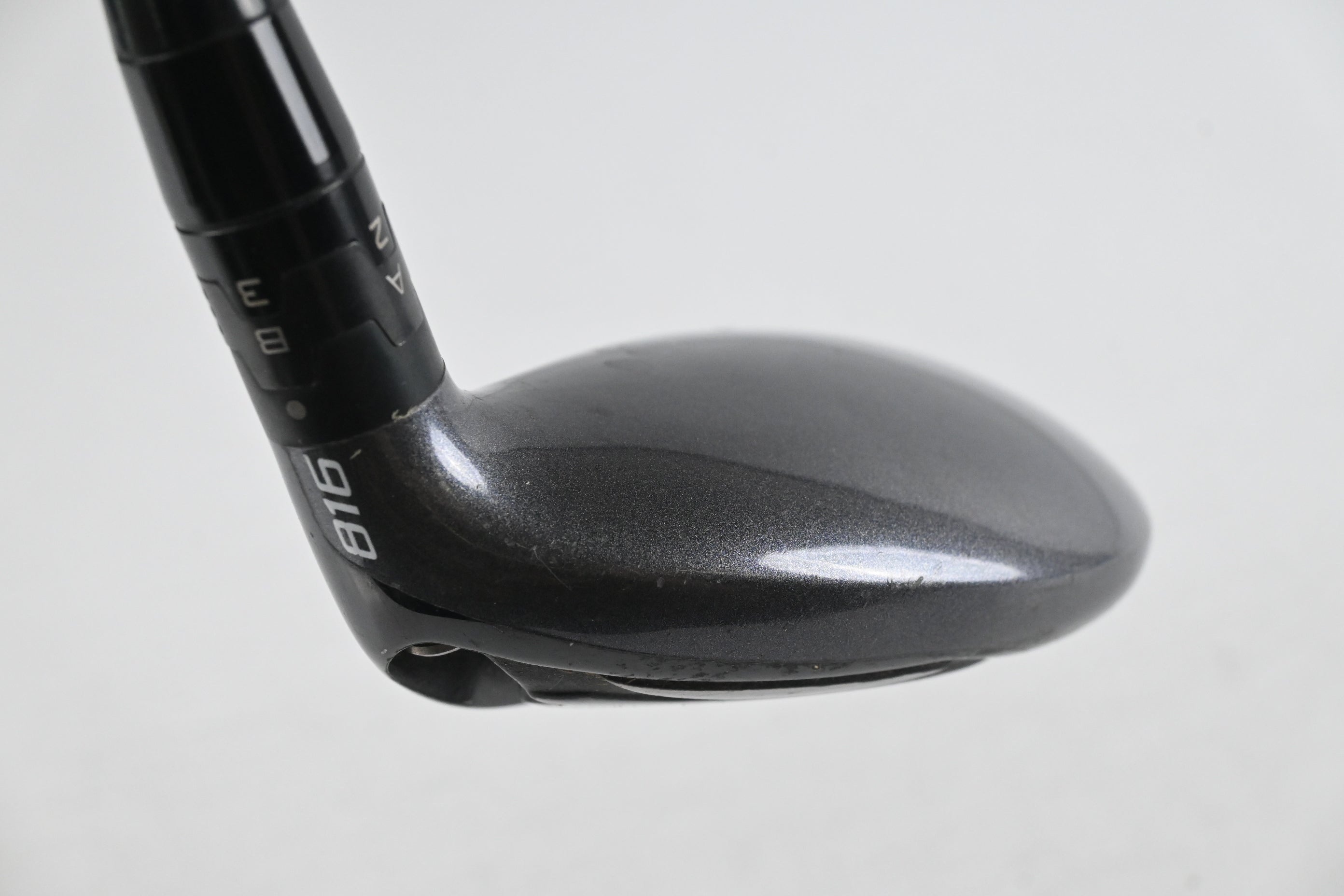 Titleist 816 H2 #3 Hybrid / 21 Degree / Regular Flex Diamana M+ Red 60 Shaft
