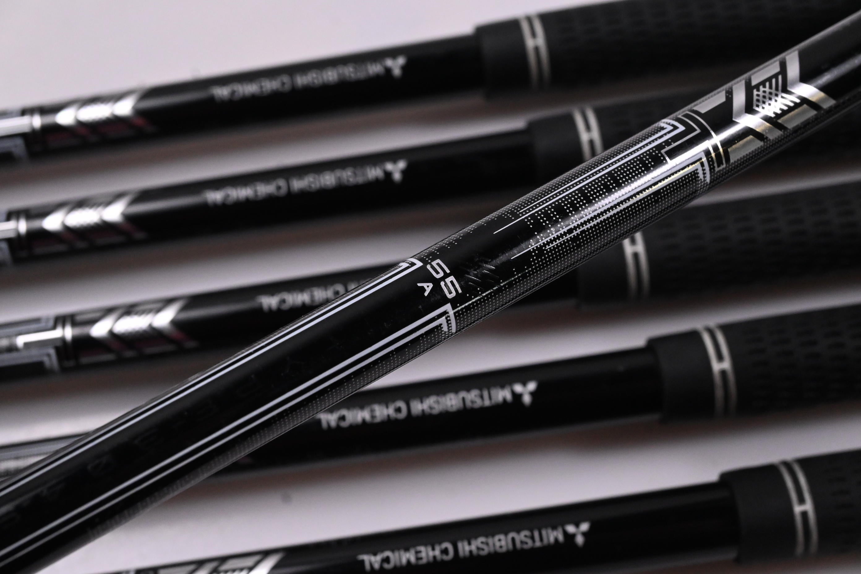 Taylormade P790 2023 Irons / 6-PW+GW / Senior Flex MMT 55 Shafts