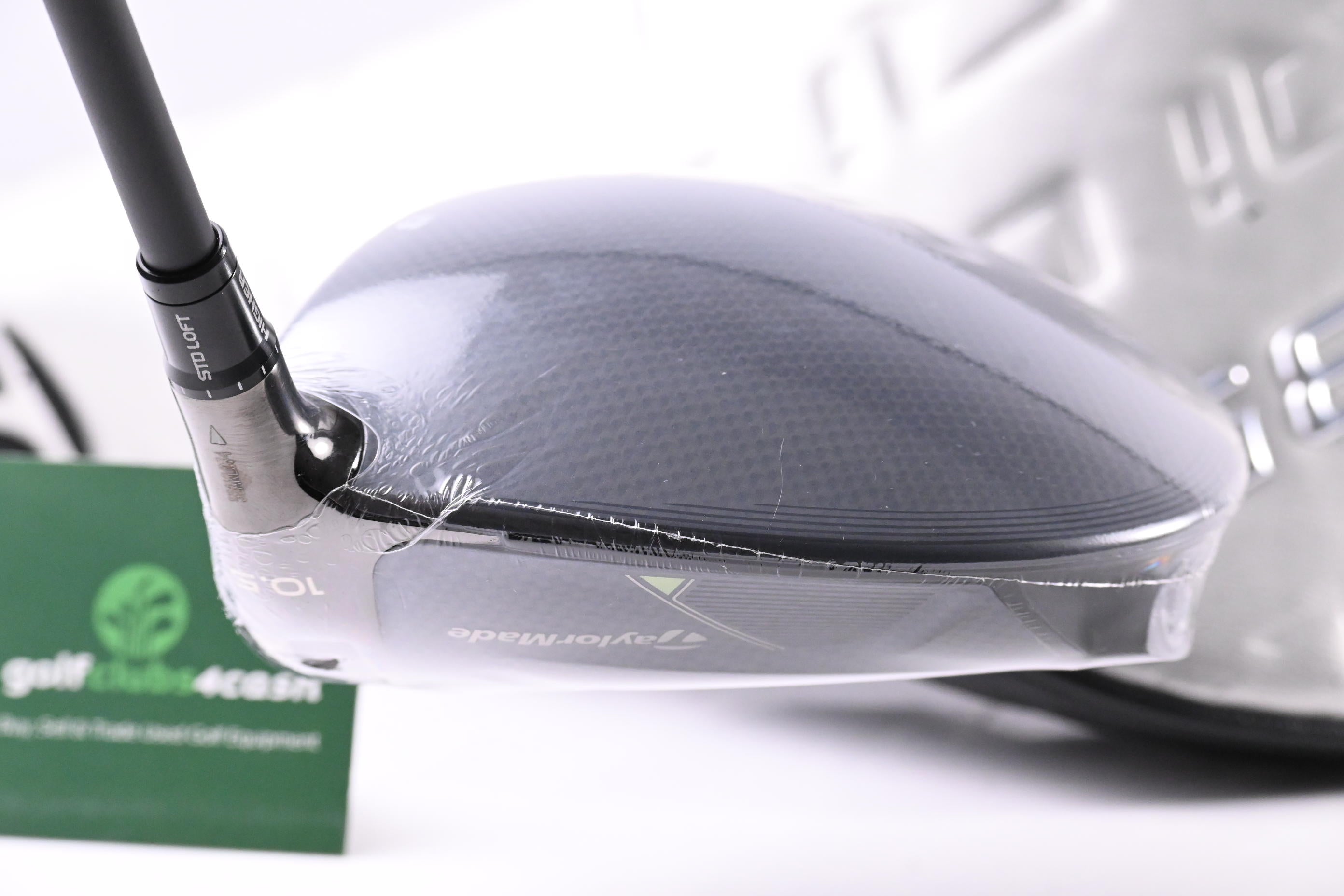 Taylormade Qi35 Driver / 10.5 Degree / Senior Flex Vanquish 4 Shaft
