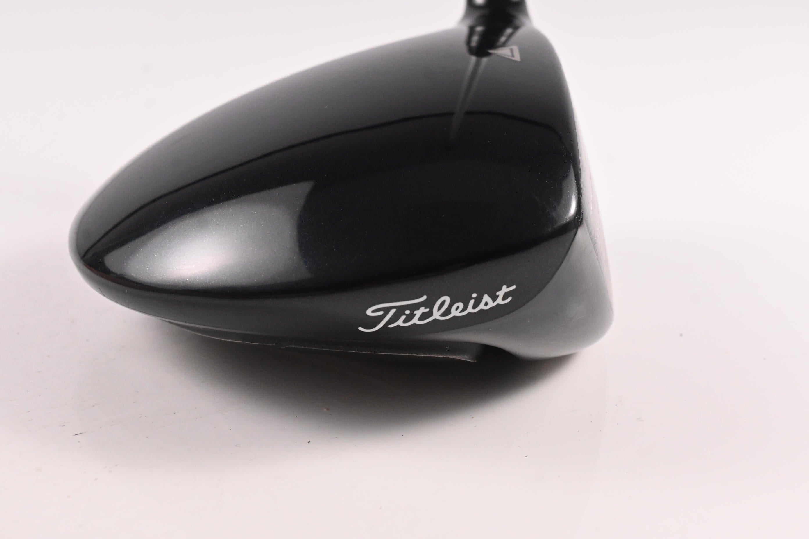 Titleist 915 D2 Driver / 10.5 Degree / Regular Flex Aldila Rogue 60 Shaft