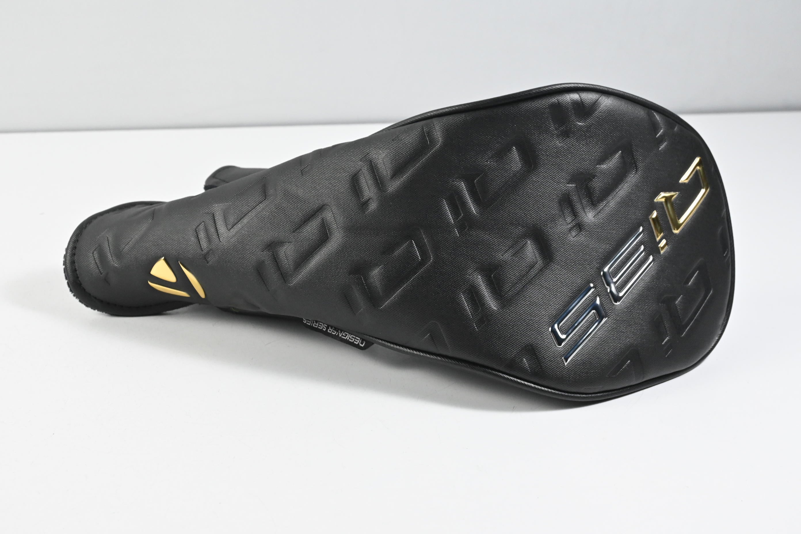 Taylormade Qi35 Designer Series Driver / 10.5 Degree / Regular Flex Diamana T+