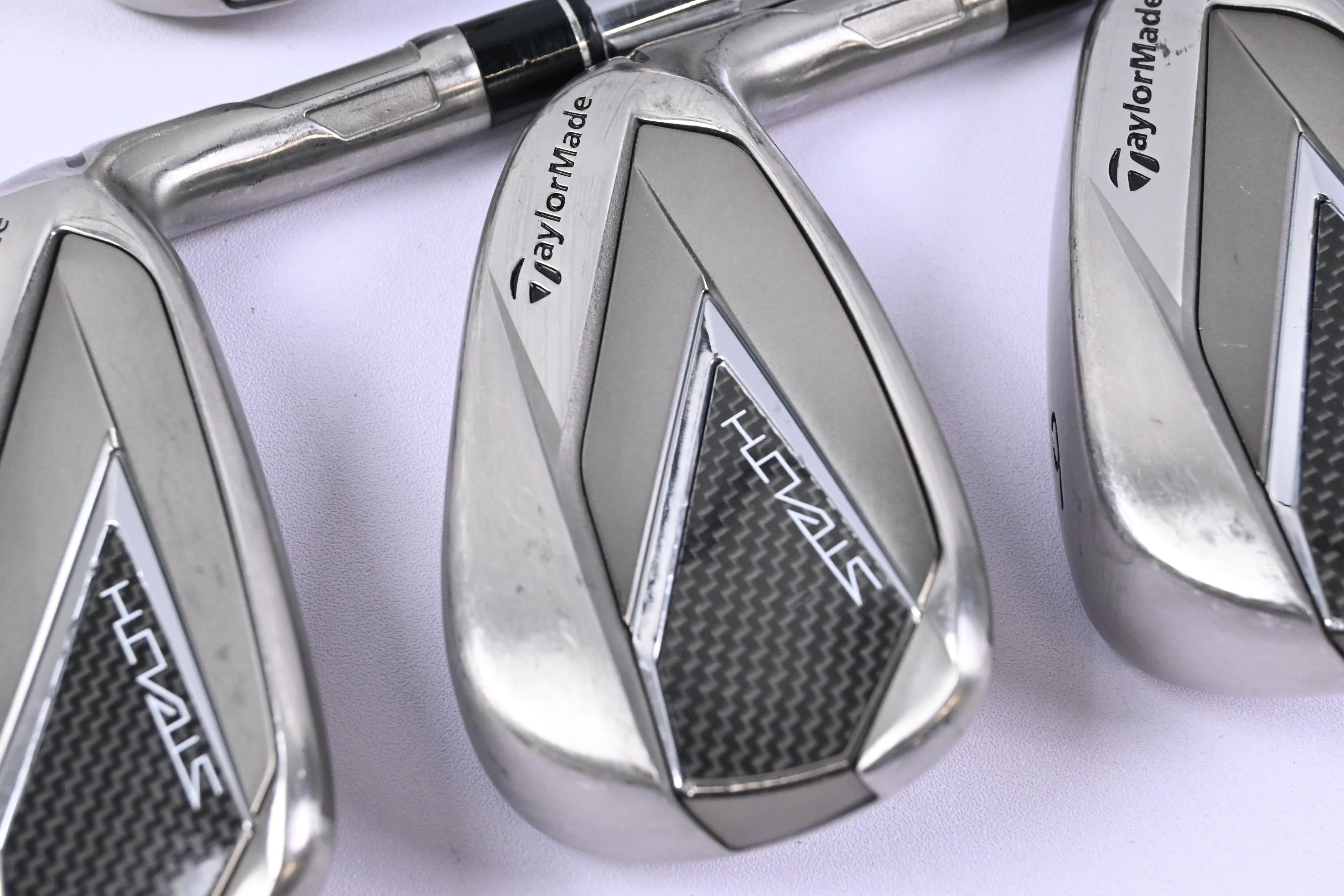 Taylormade Stealth Irons / 4-PW / Stiff Flex Dynamic Gold 105 S300