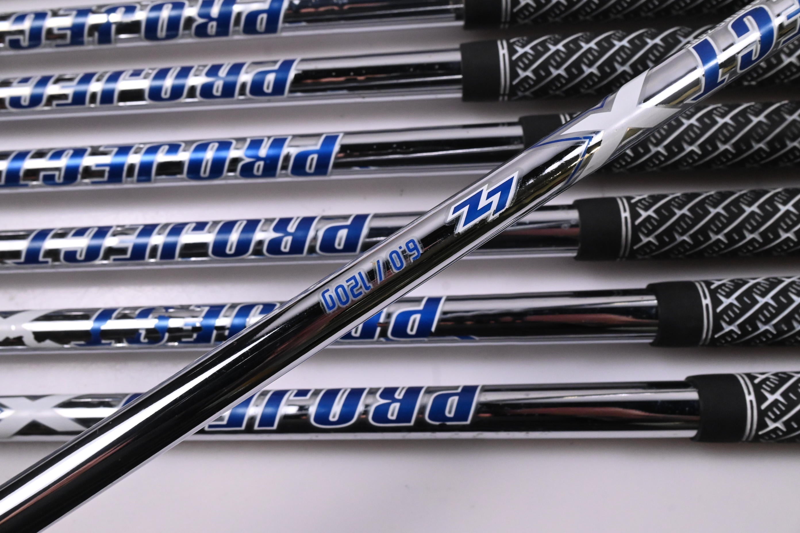 Left Hand Titleist T100.S 2021 Irons / 4-PW+48° / Stiff Flex Project X LZ 120