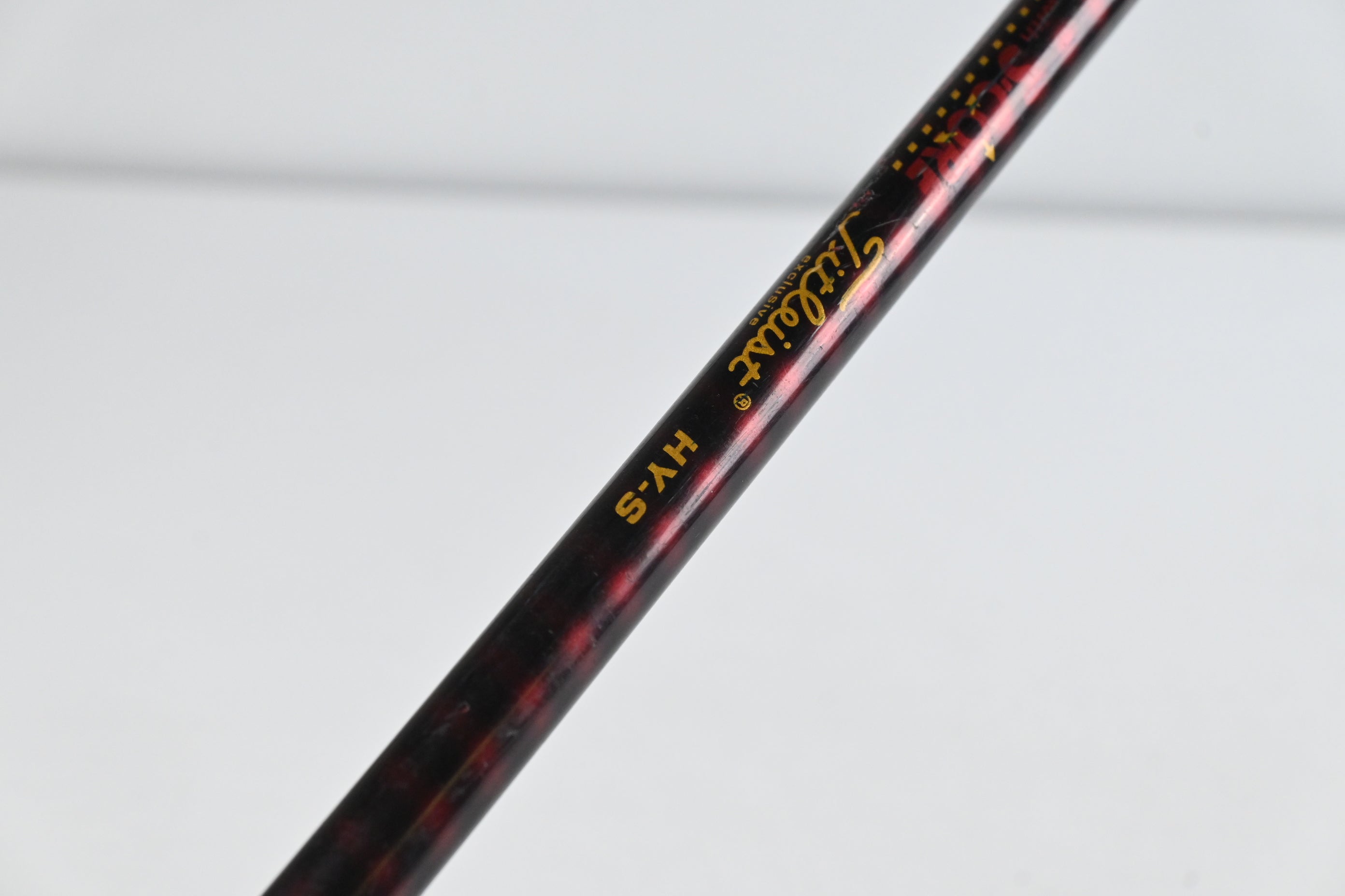 Titleist 909H #3 Hybrid / 19 Degree / Stiff Flex Aldila Voodoo Shaft