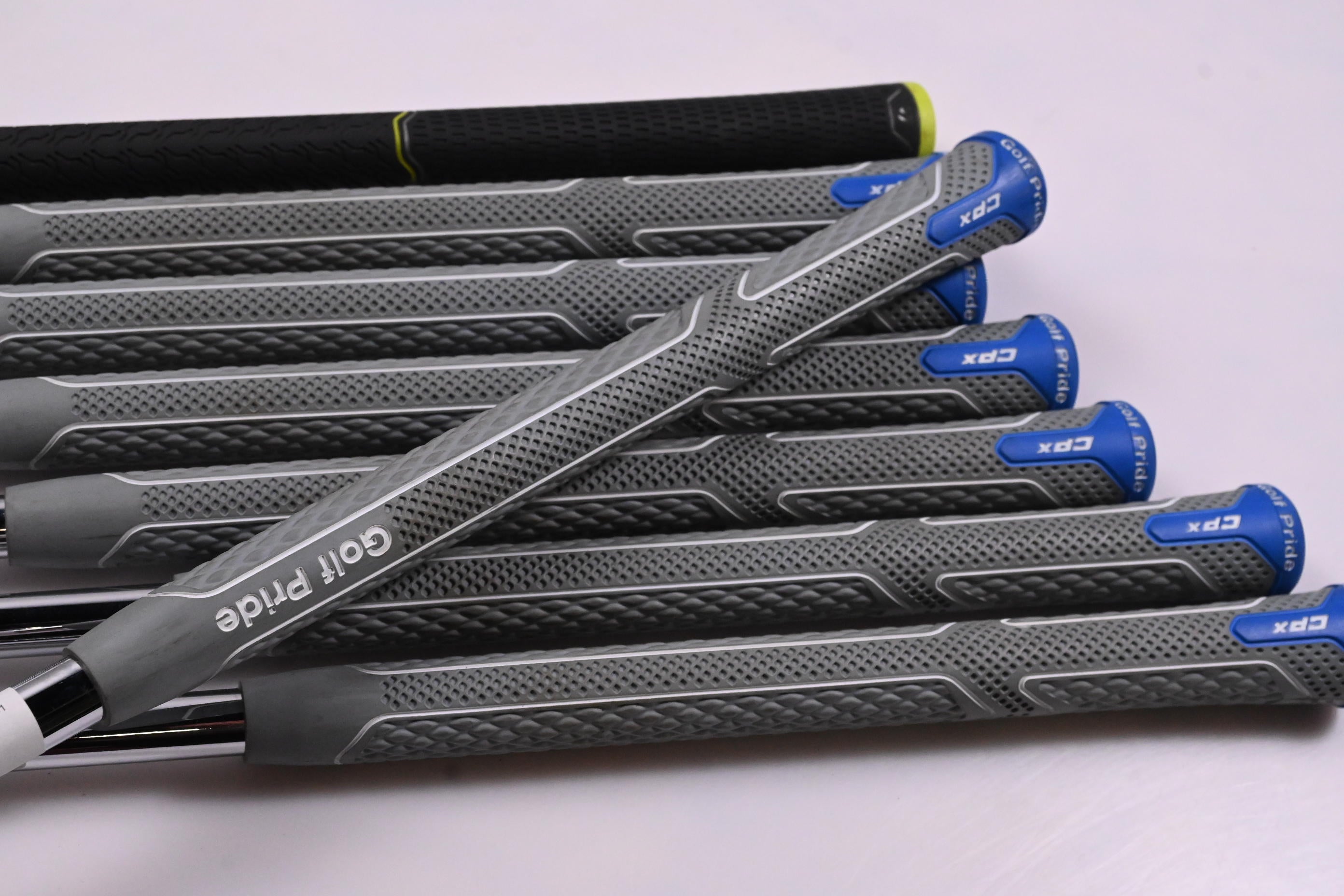 Taylormade M2 2017 Irons / 4-PW+SW / Regular Flex KBS Tour C-Taper 105 Shafts