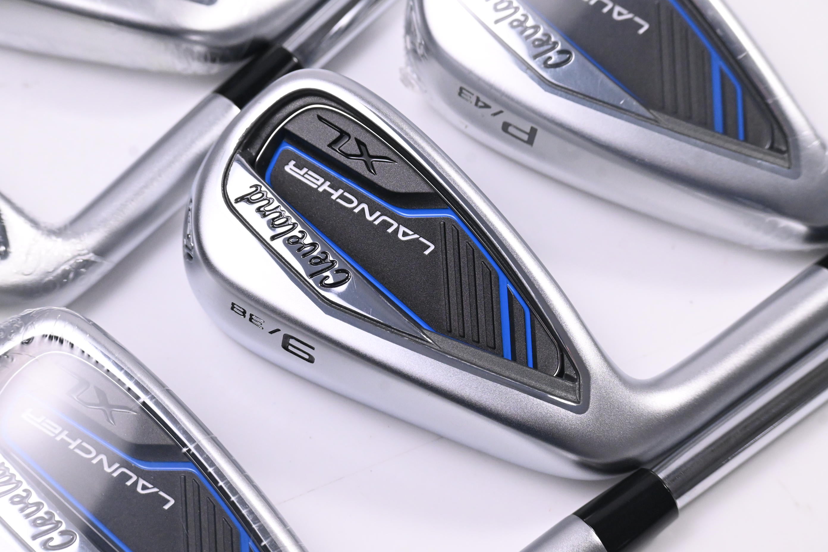 Left Hand Cleveland Launcher XL Irons / 6-PW / Regular Flex Elevate MPH 95