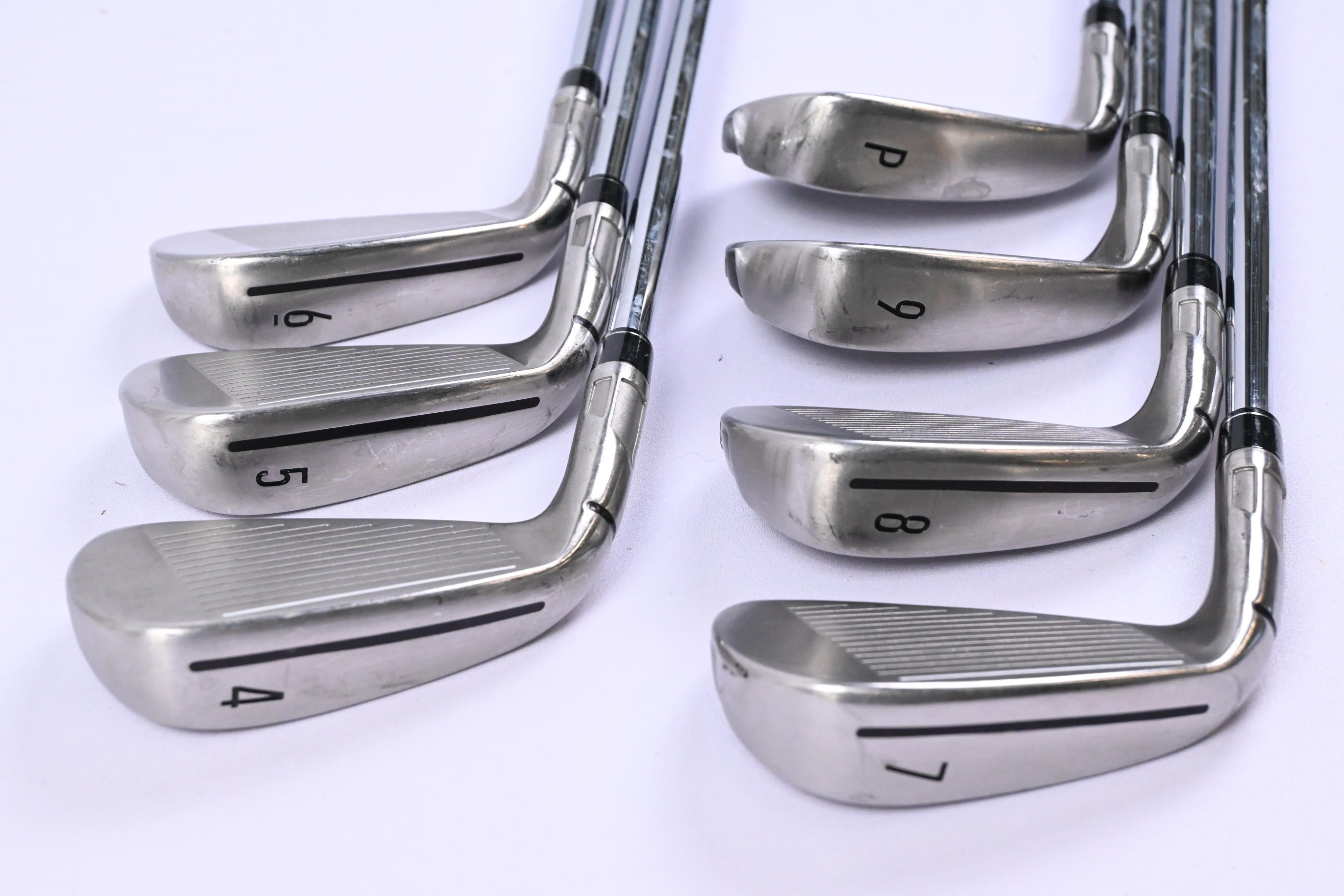 Taylormade Stealth Irons / 4-PW / Stiff Flex Dynamic Gold 105 S300