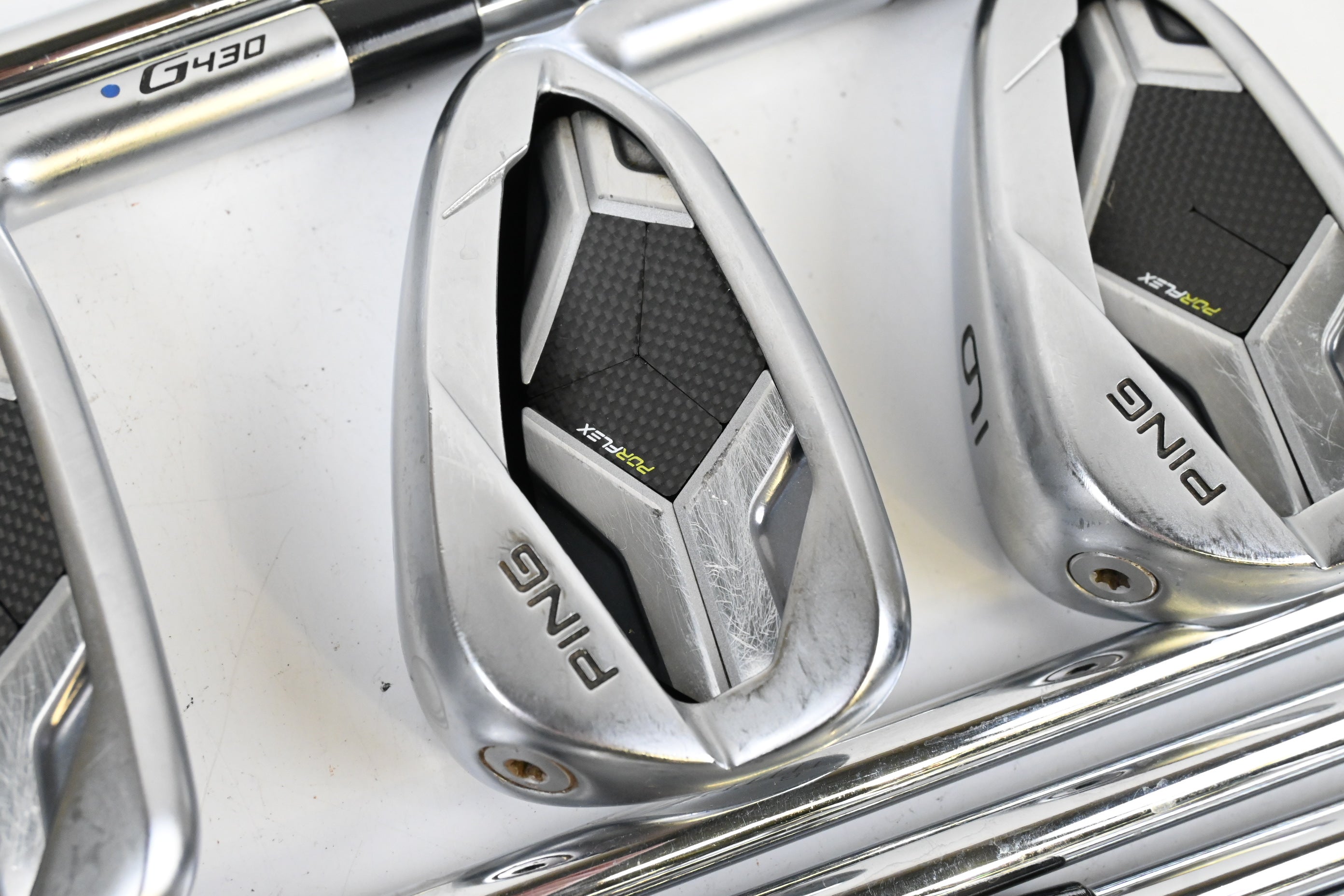Ping G430 Irons / 6-PW+GW+UW+SW+LW / Blue Dot / Regular Flex Ping AWT 2.0 Shafts