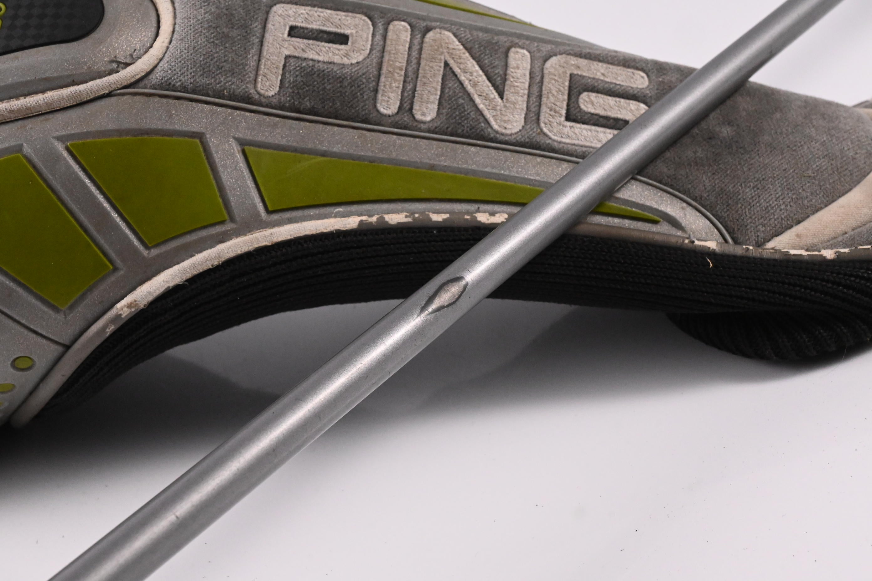 Ping Rapture Driver / 10.5 Degree / Regular Flex Ping TFC 909 D Shaft