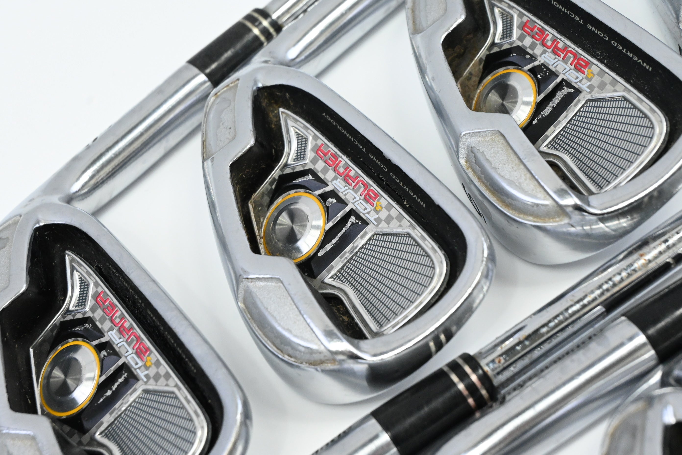 Taylormade Tour Burner Irons / 4-PW+AW+SW / Regular Flex Burner 105 Shafts