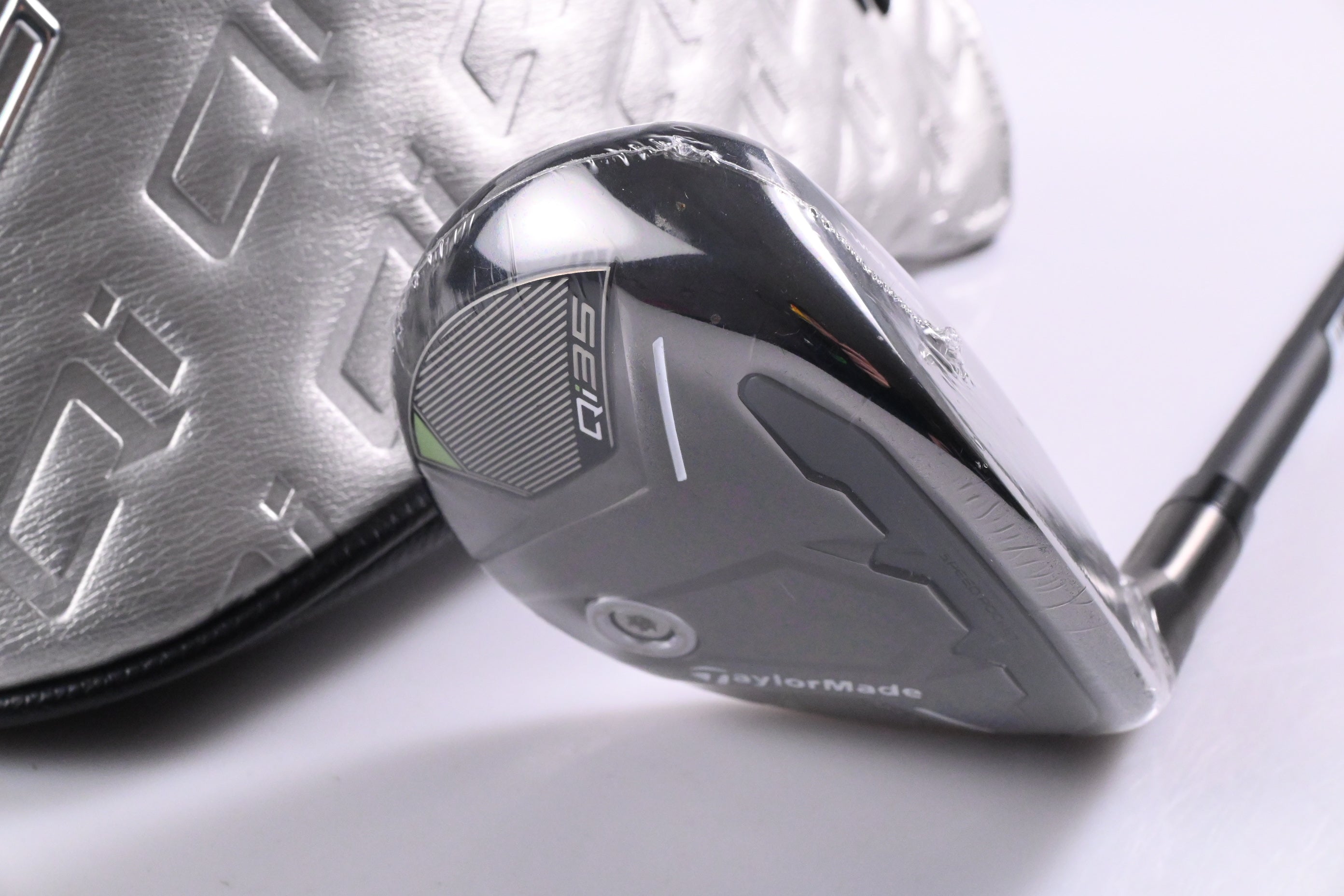 Taylormade Qi35 Max Lite #5 Hybrid / 27 Degree / Senior Flex Vanquish 5 Shaft