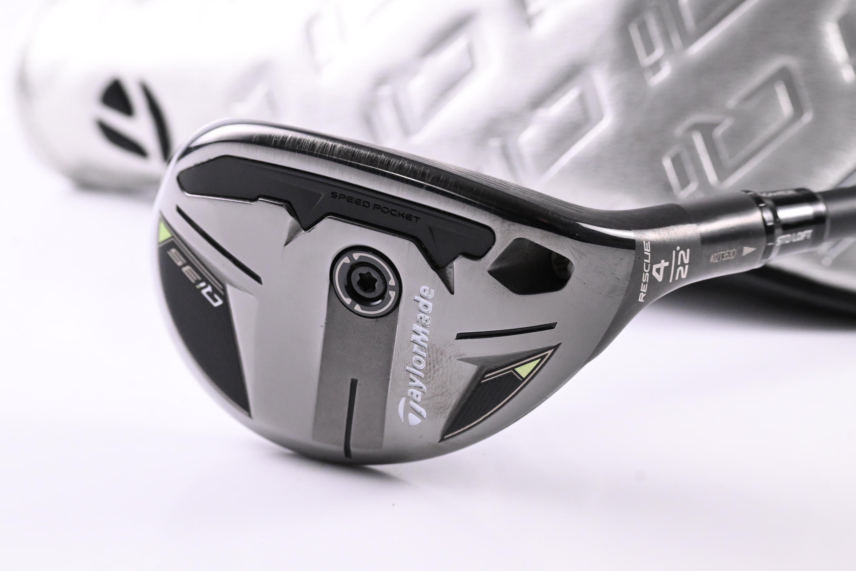 Taylormade Qi35 #4 Hybrid / 22 Degree / Regular Flex Fujikura Ventus Blue 6