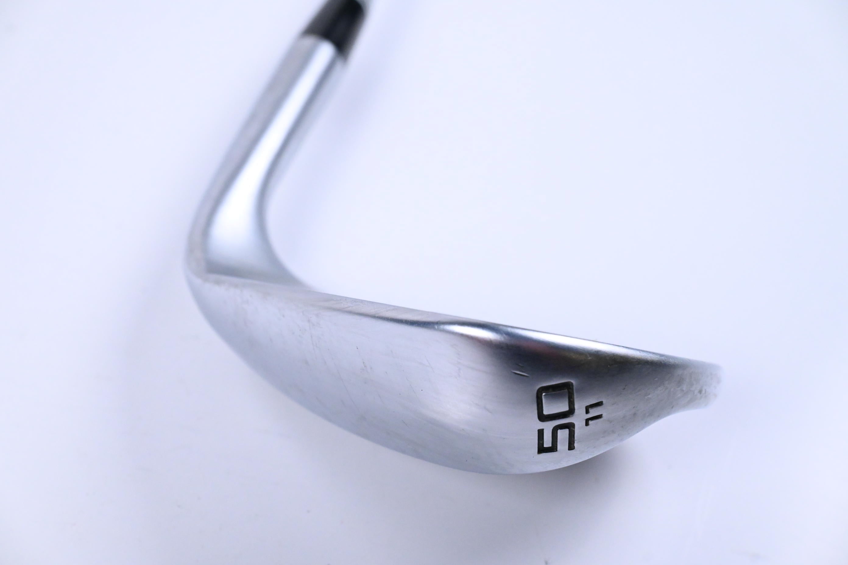 Left Hand Cleveland CBX Zipcore Gap Wedge / 50 Degree / Wedge Flex Dynamic Gold