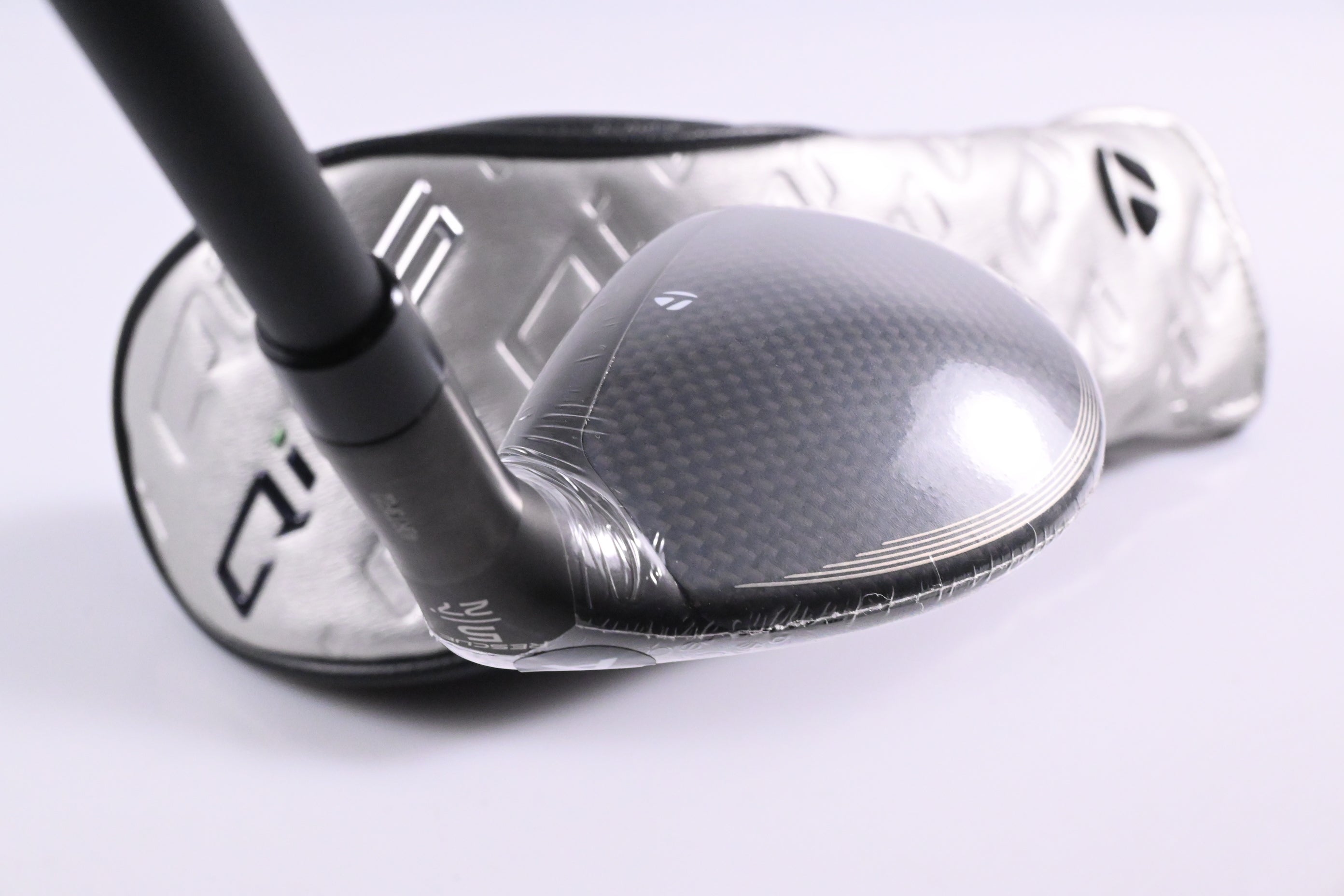 Taylormade Qi35 Max Lite #5 Hybrid / 27 Degree / Senior Flex Vanquish 5 Shaft
