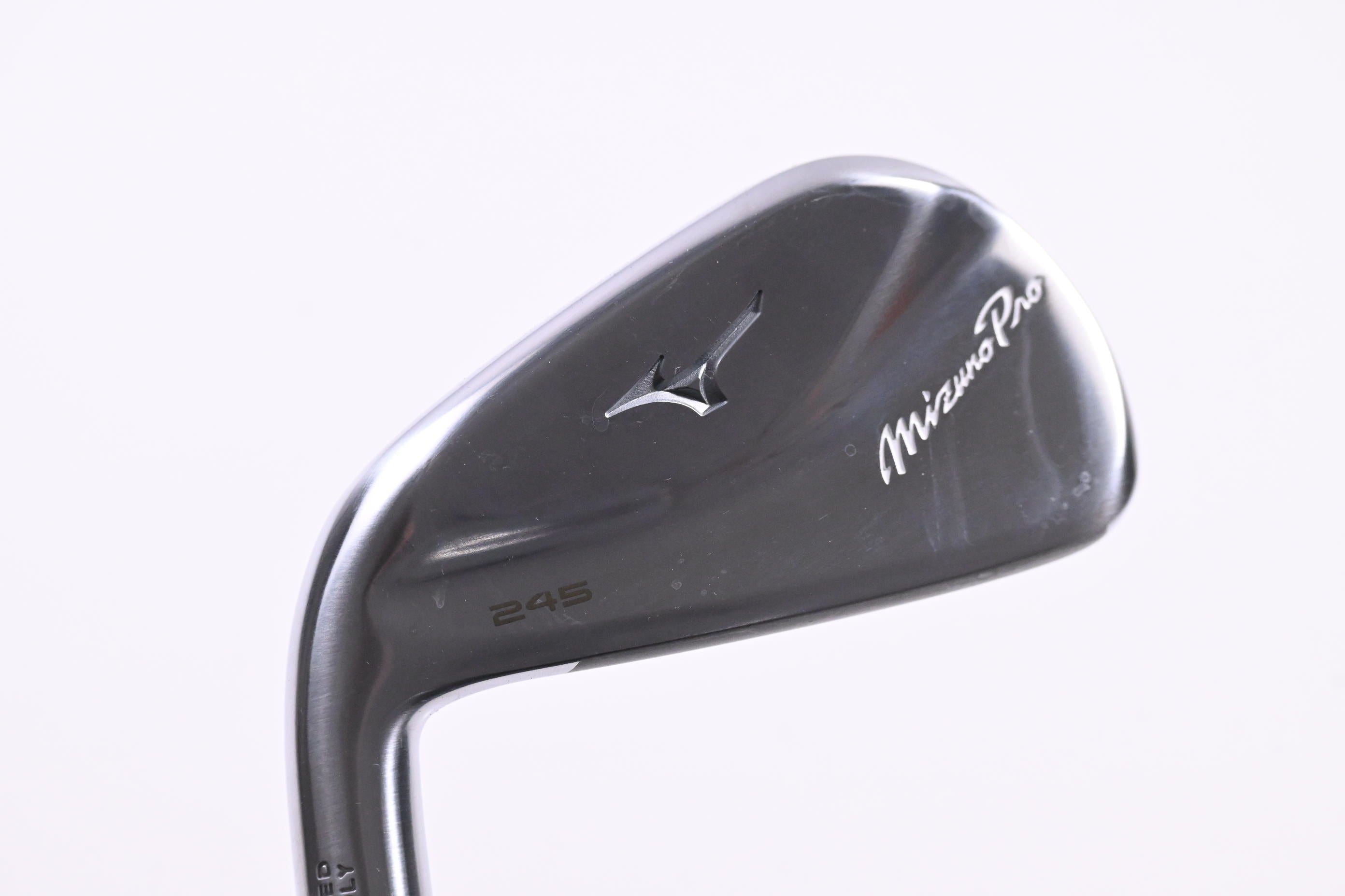 Mizuno Pro 245 #4 Iron / 21.5 Degree / Stiff Flex Dynamic Gold 95 S300 Shaft