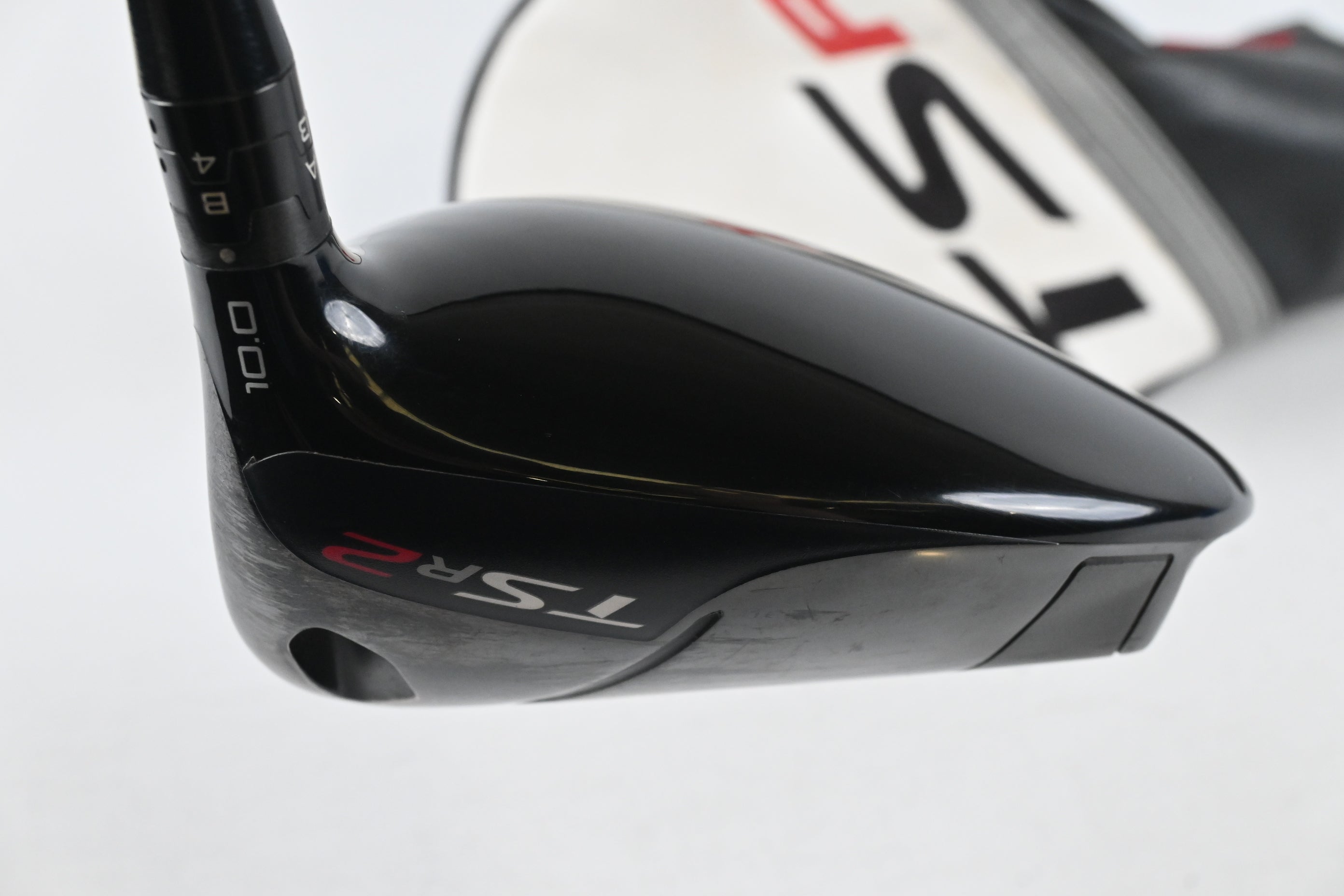 Titleist TSR2 Driver / 10 Degree / Regular Flex Hzrdus CB Red 50 Shaft