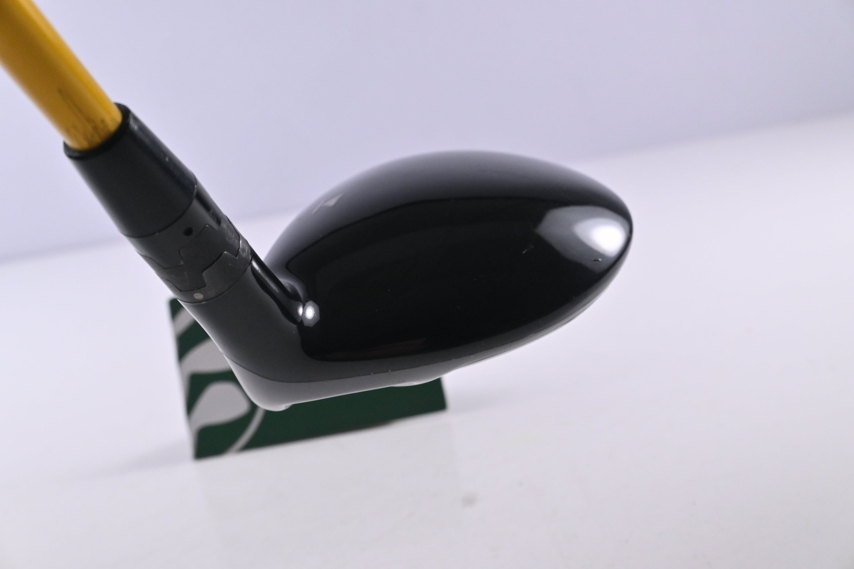 Titleist 910 F #3 Wood / 15 Degree / Regular Flex UST ProForce AxivCore 59