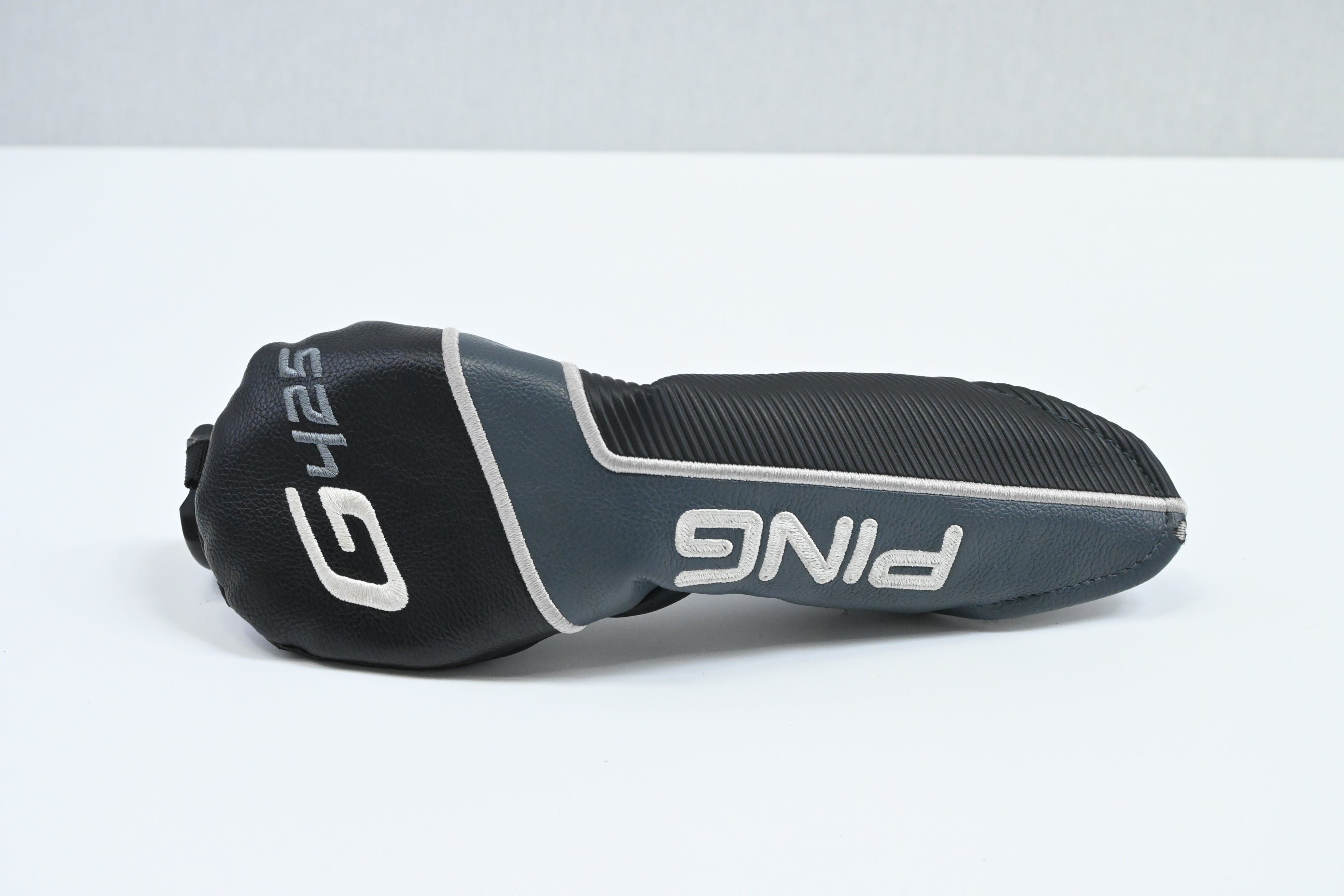 Ping G425 #3 Hybrid / 19 Degree / X-Flex Ping Tour Chrome 85 Shaft