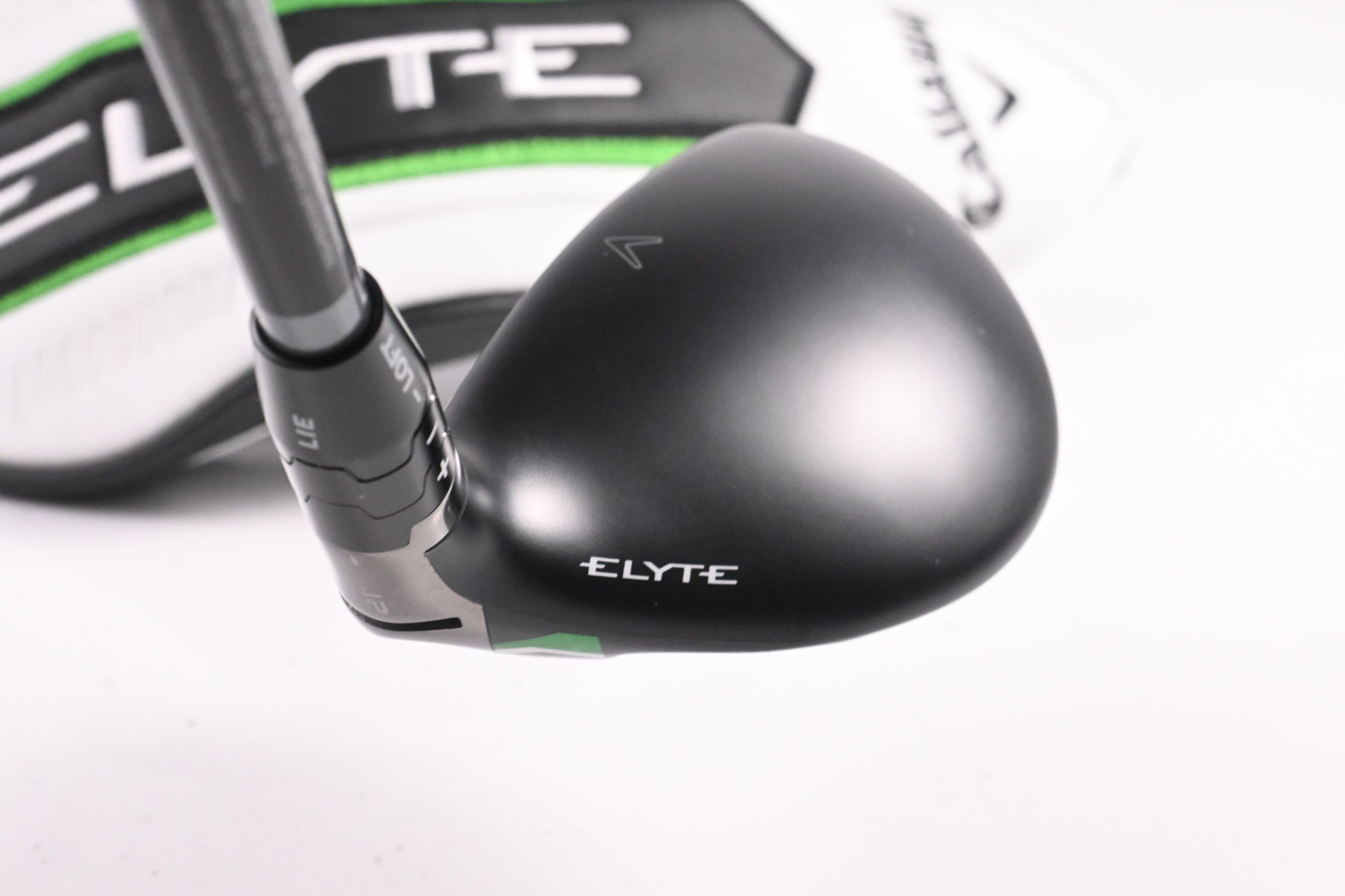 Callaway Elyte X #4 Hybrid / 21 Degree / Regular Flex Denali Charcoal 60 Shaft