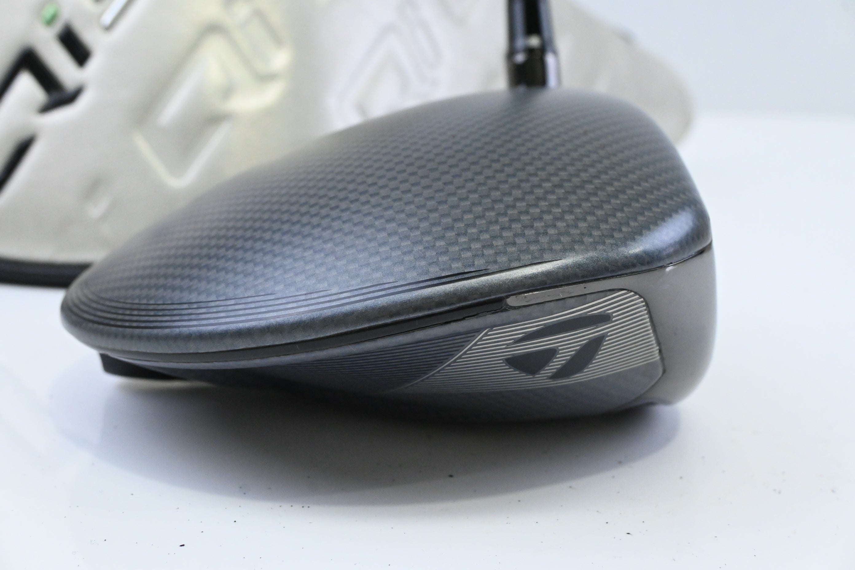 Taylormade Qi35 Max Driver / 9 Degree / Regular Flex Fujikura Ventus Blue 5
