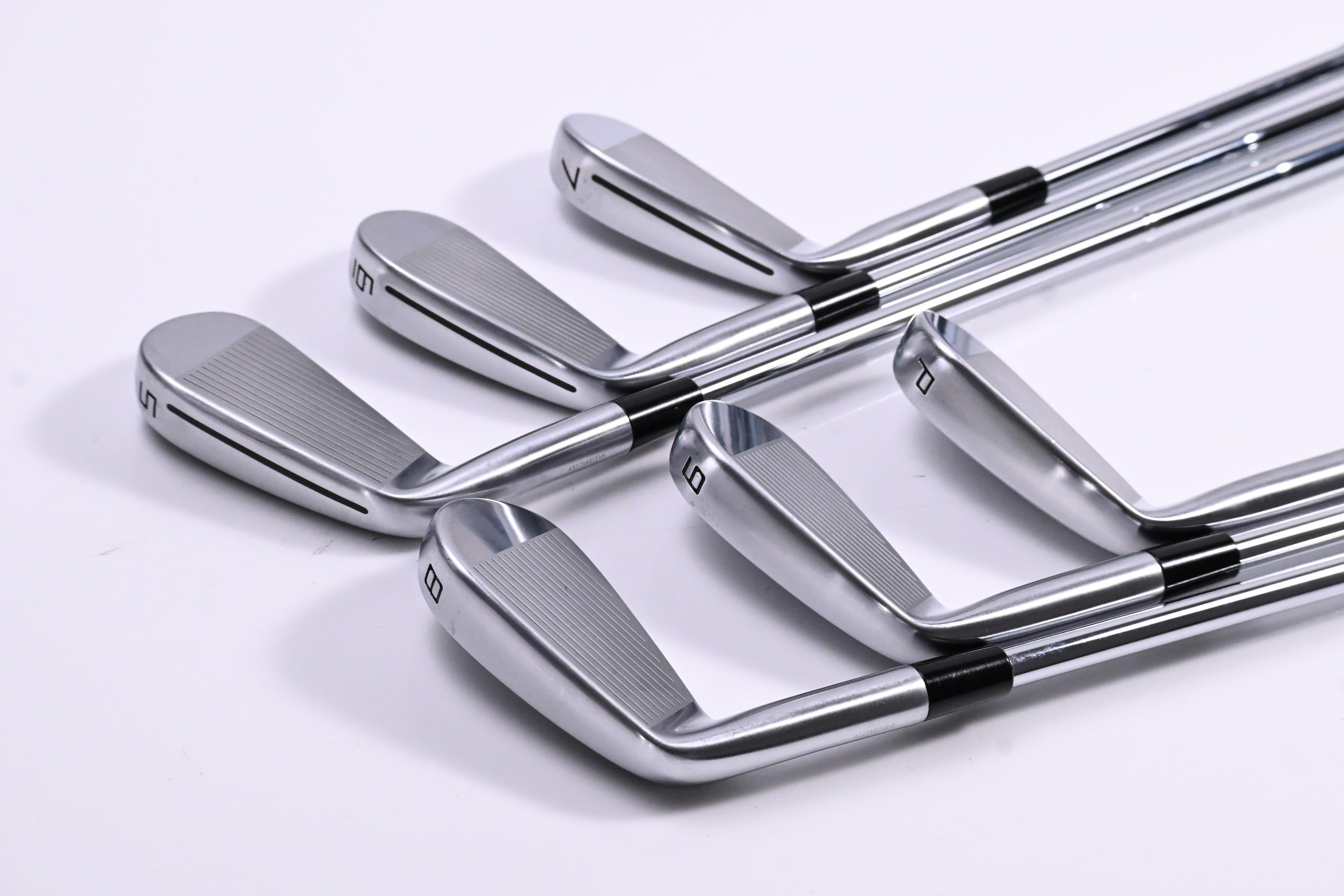 Taylormade P770 Irons / 5-PW / Stiff Flex Dynamic Gold MID 115 S300 Shafts