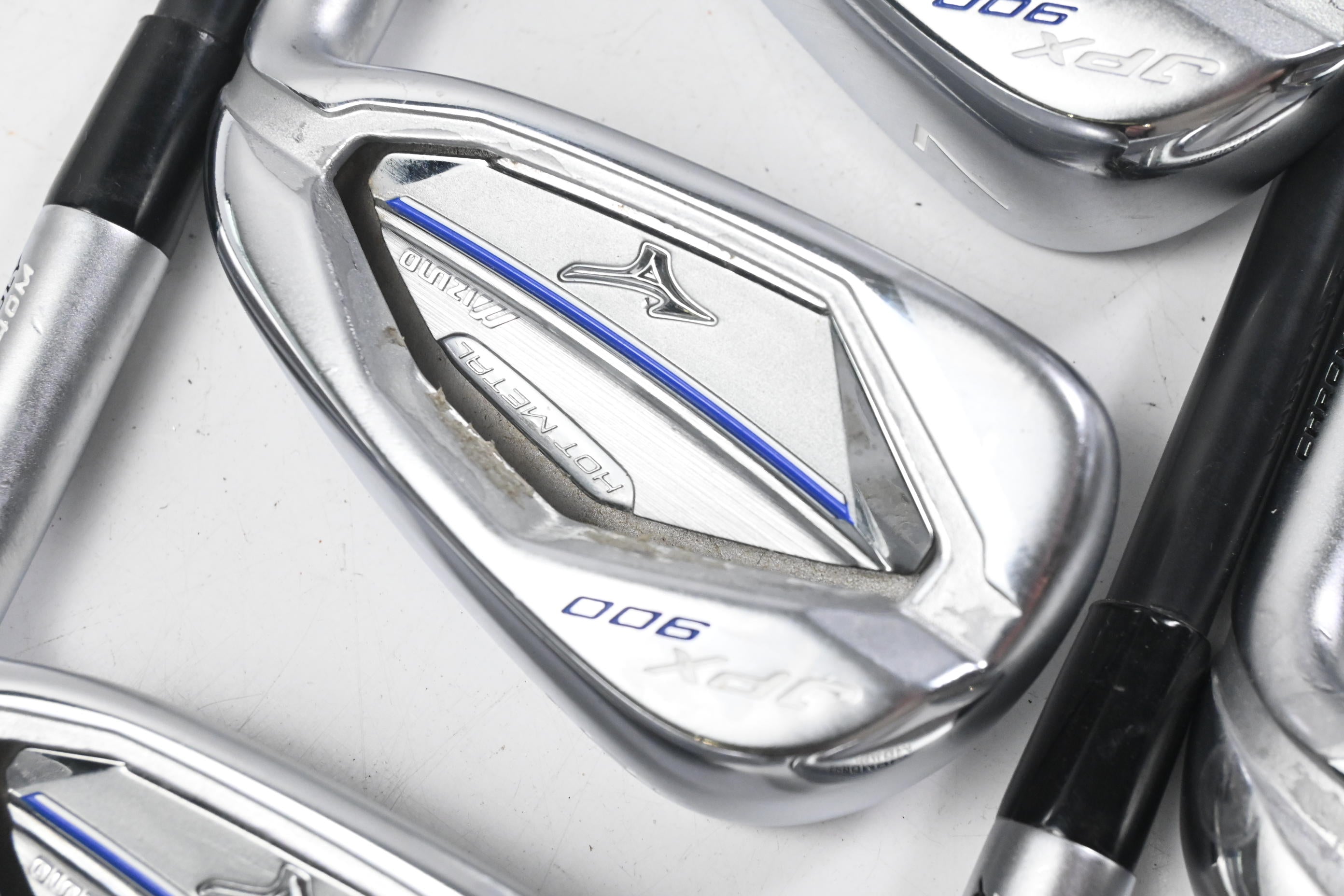 Mizuno JPX 900 Hot Metal Irons / 5-PW / Senior Flex Project X LZ 90 Shafts