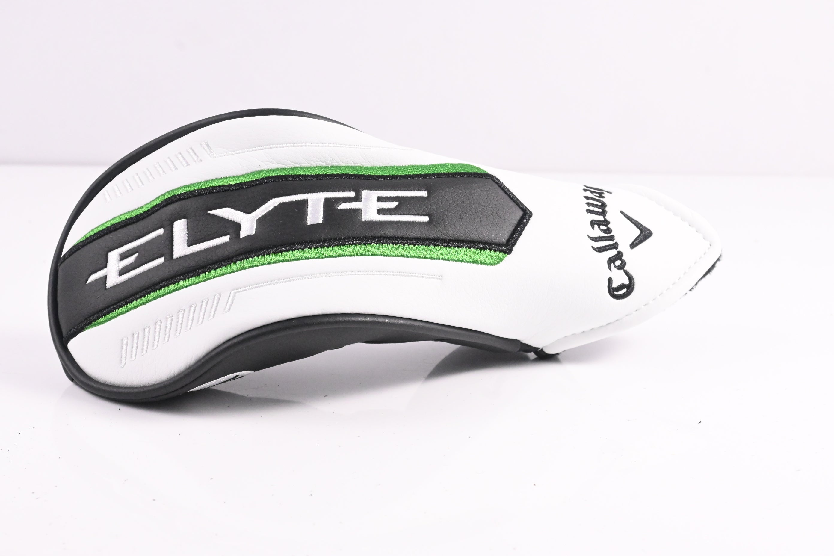 Callaway Elyte X #4 Hybrid / 21 Degree / Regular Flex Denali Charcoal 60 Shaft