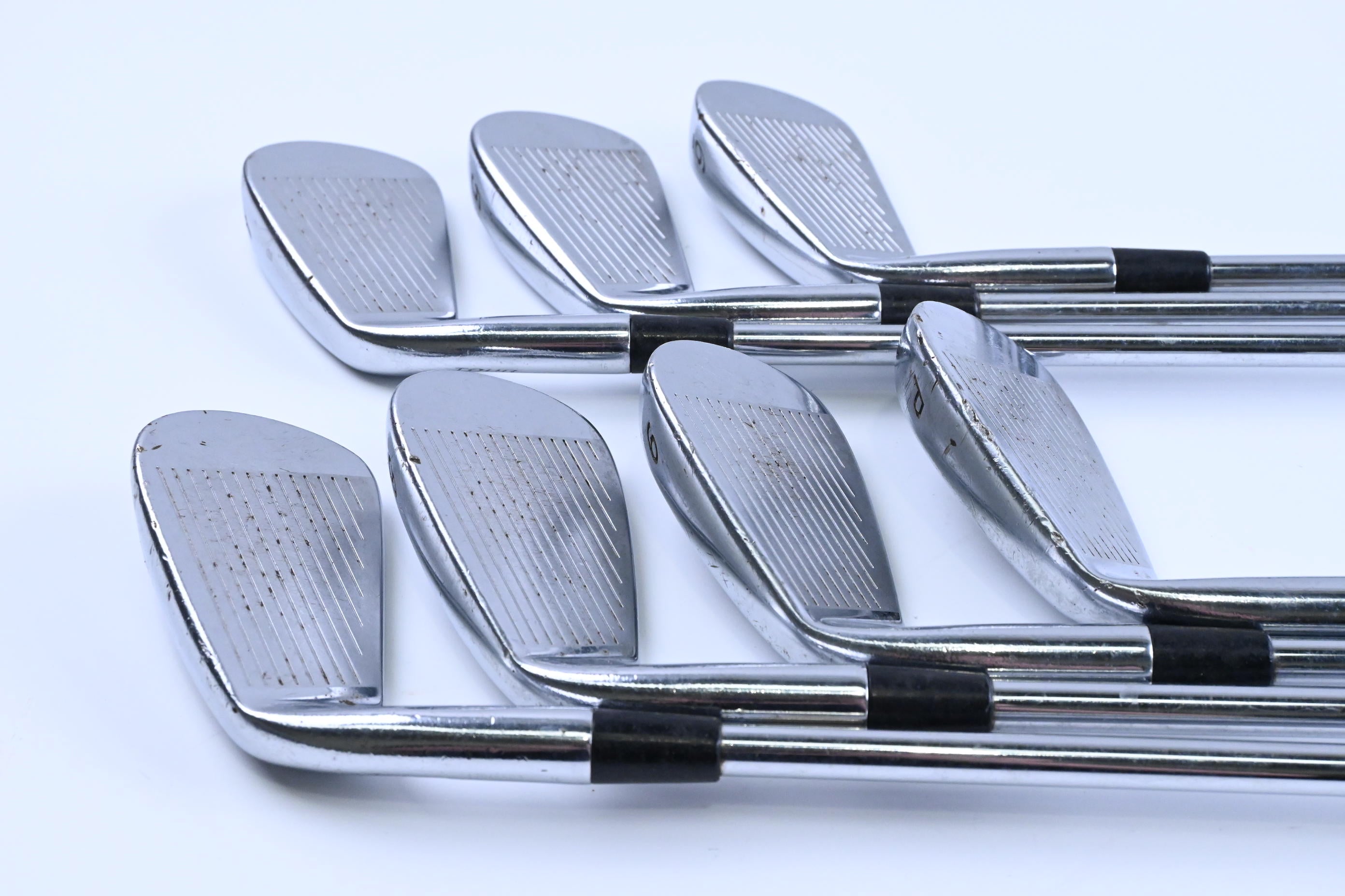 Taylormade Tour Preferred CB 2011 Irons / 4-PW / Regular Flex Dynamic Gold XP