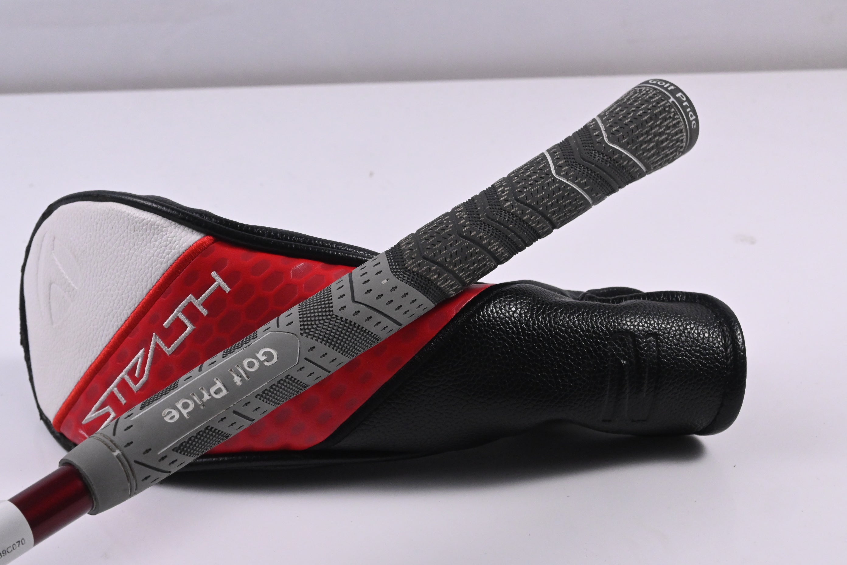 Taylormade Stealth 2 #4 Hybrid / 22 Degree / Regular Flex Ventus TR Red 6 Shaft