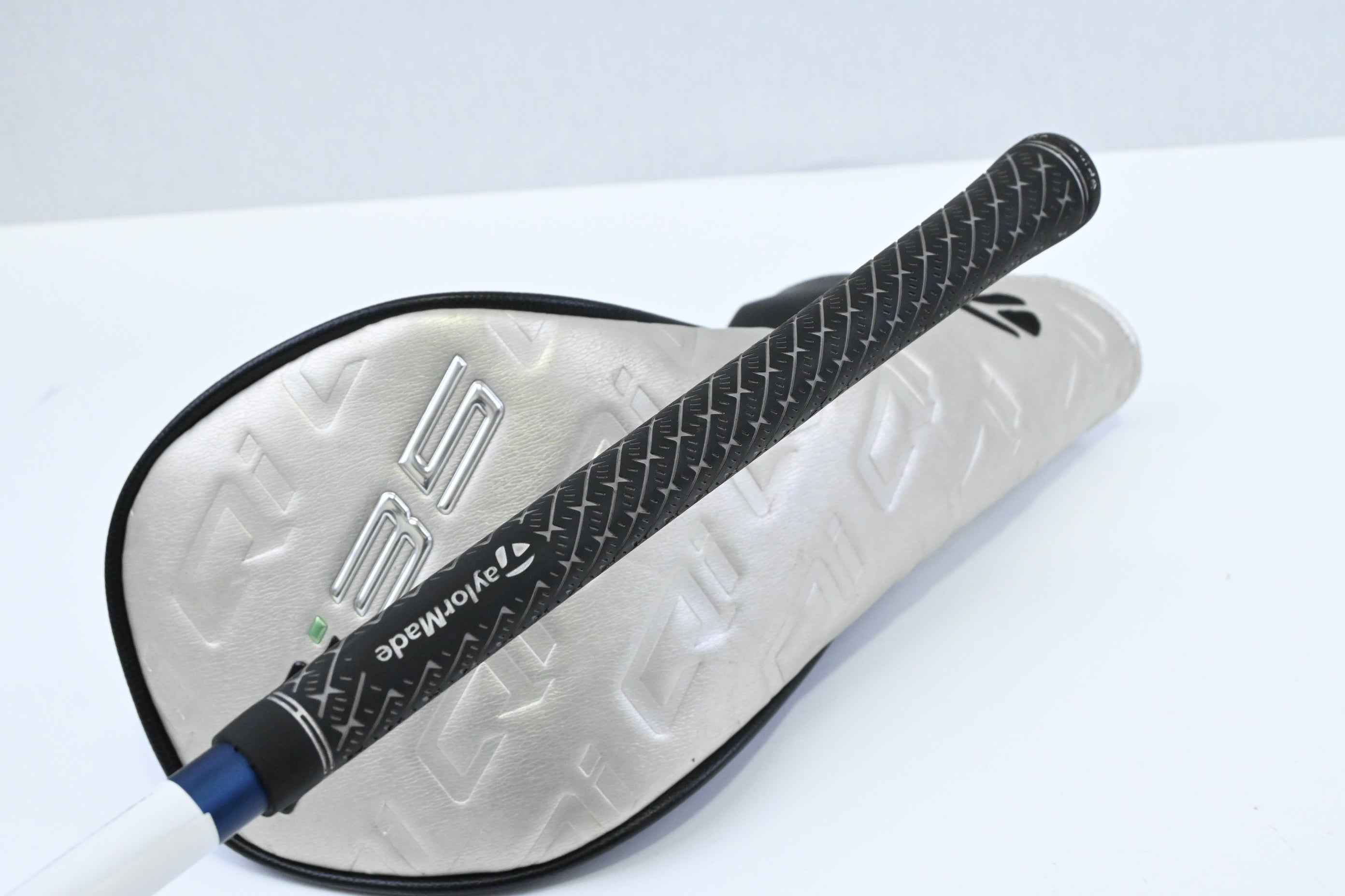 Taylormade Qi35 Max Driver / 9 Degree / Regular Flex Fujikura Ventus Blue 5