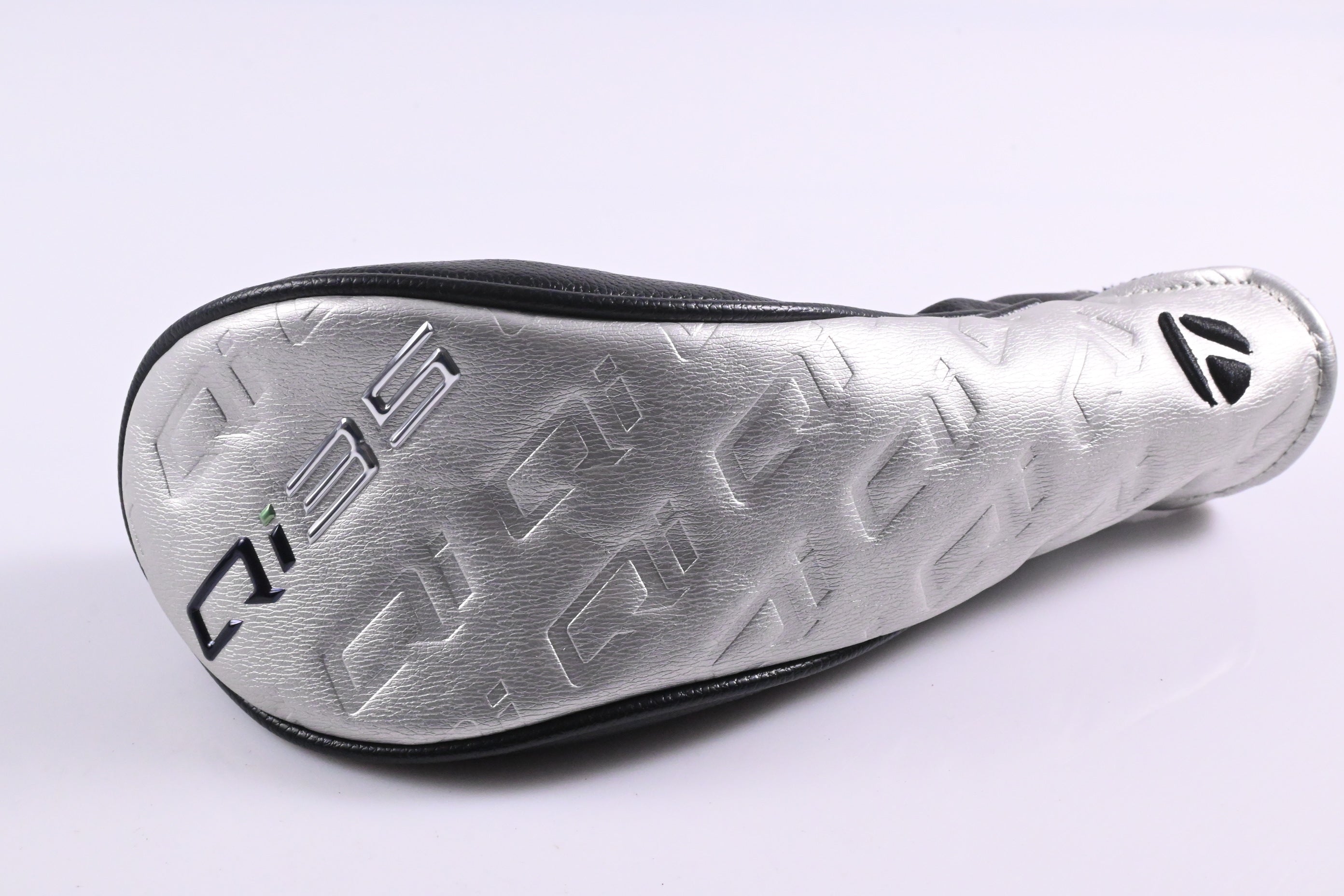 Taylormade Qi35 #4 Hybrid / 22 Degree / Regular Flex Fujikura Ventus Blue 6