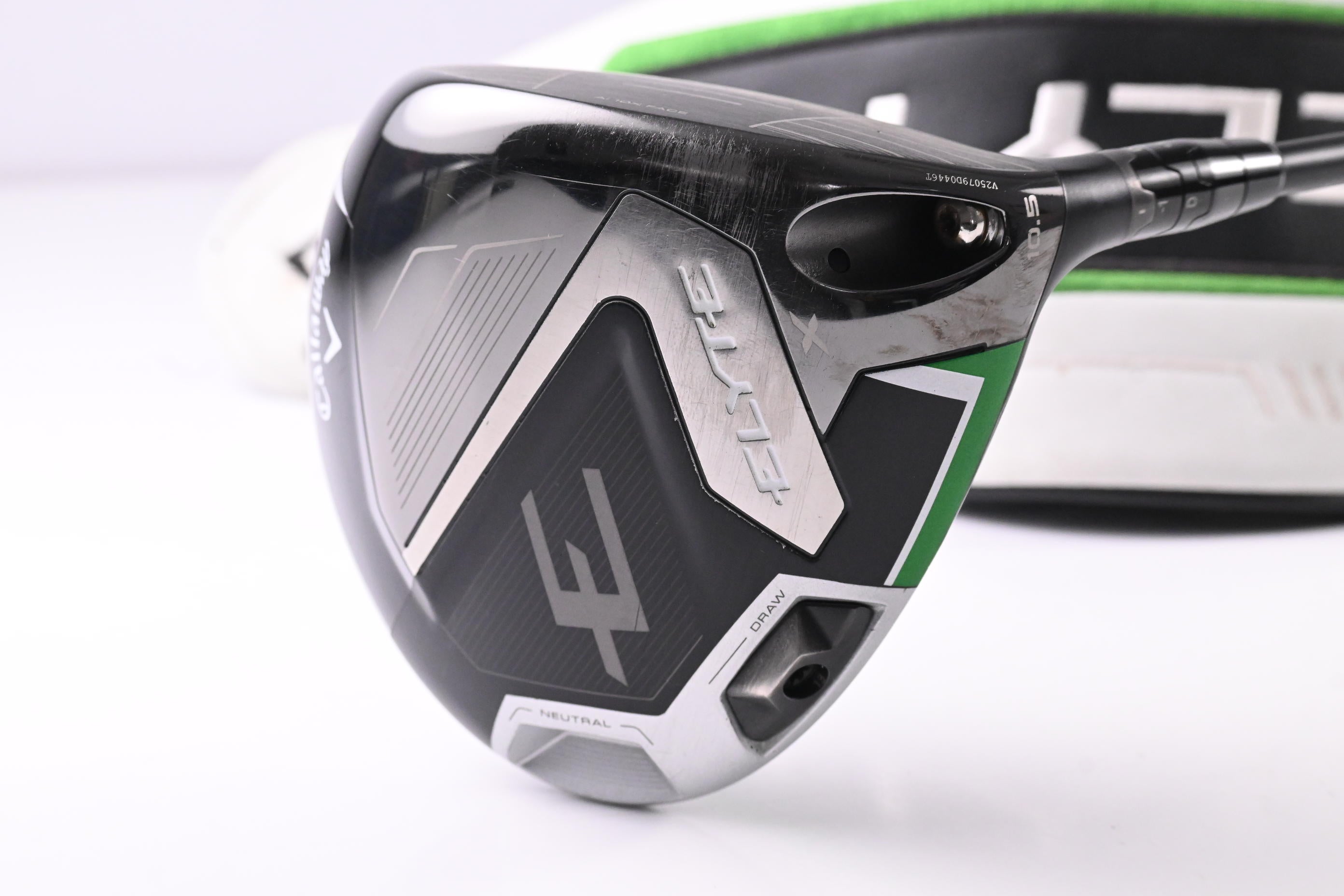 Callaway Elyte X Driver / 10.5 Degree / Regular Flex Vanquish 4 Shaft