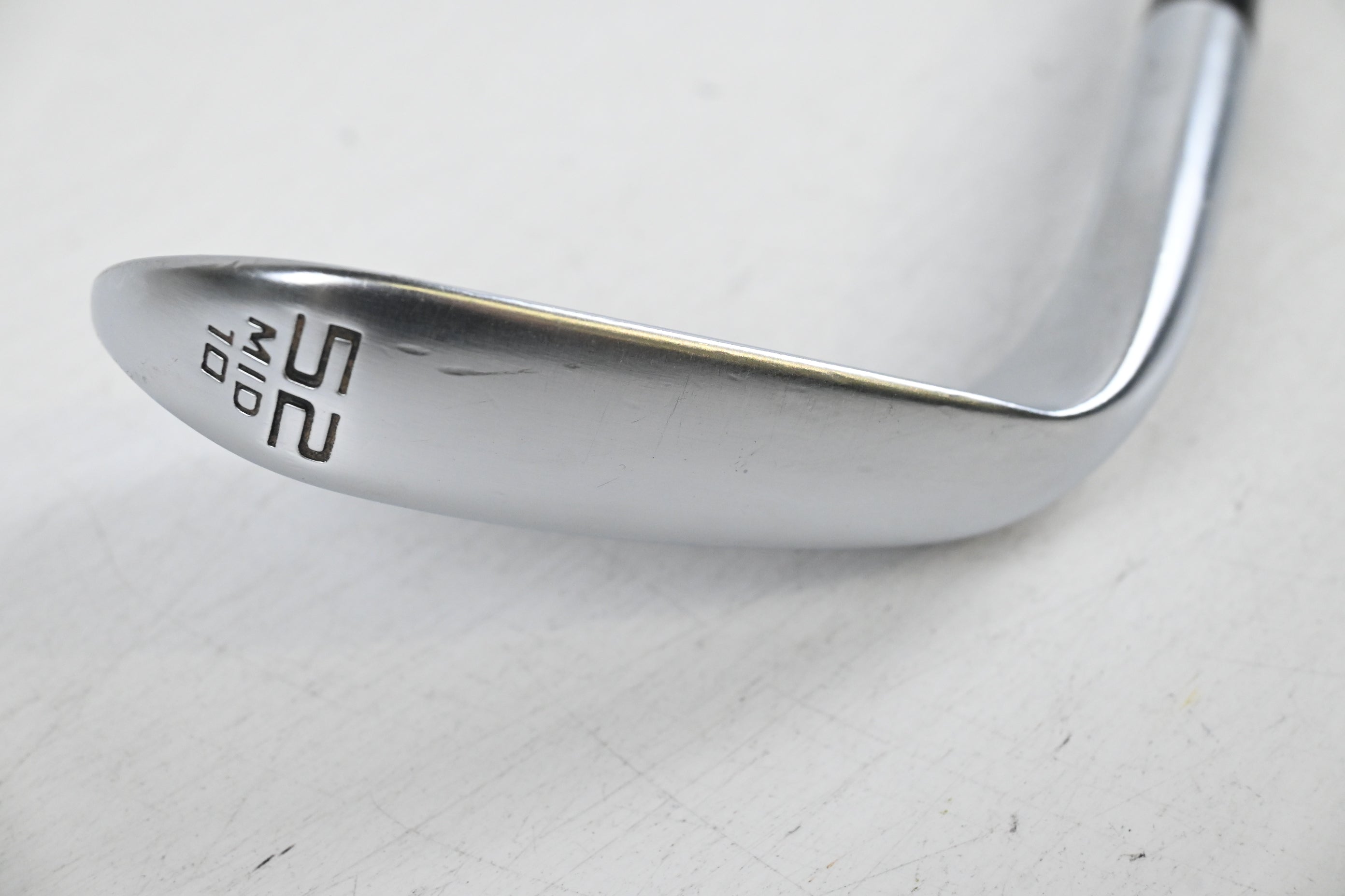 Cleveland RTX ZipCore Gap Wedge / 52 Degree / Wedge Flex Dynamic Gold Spinner