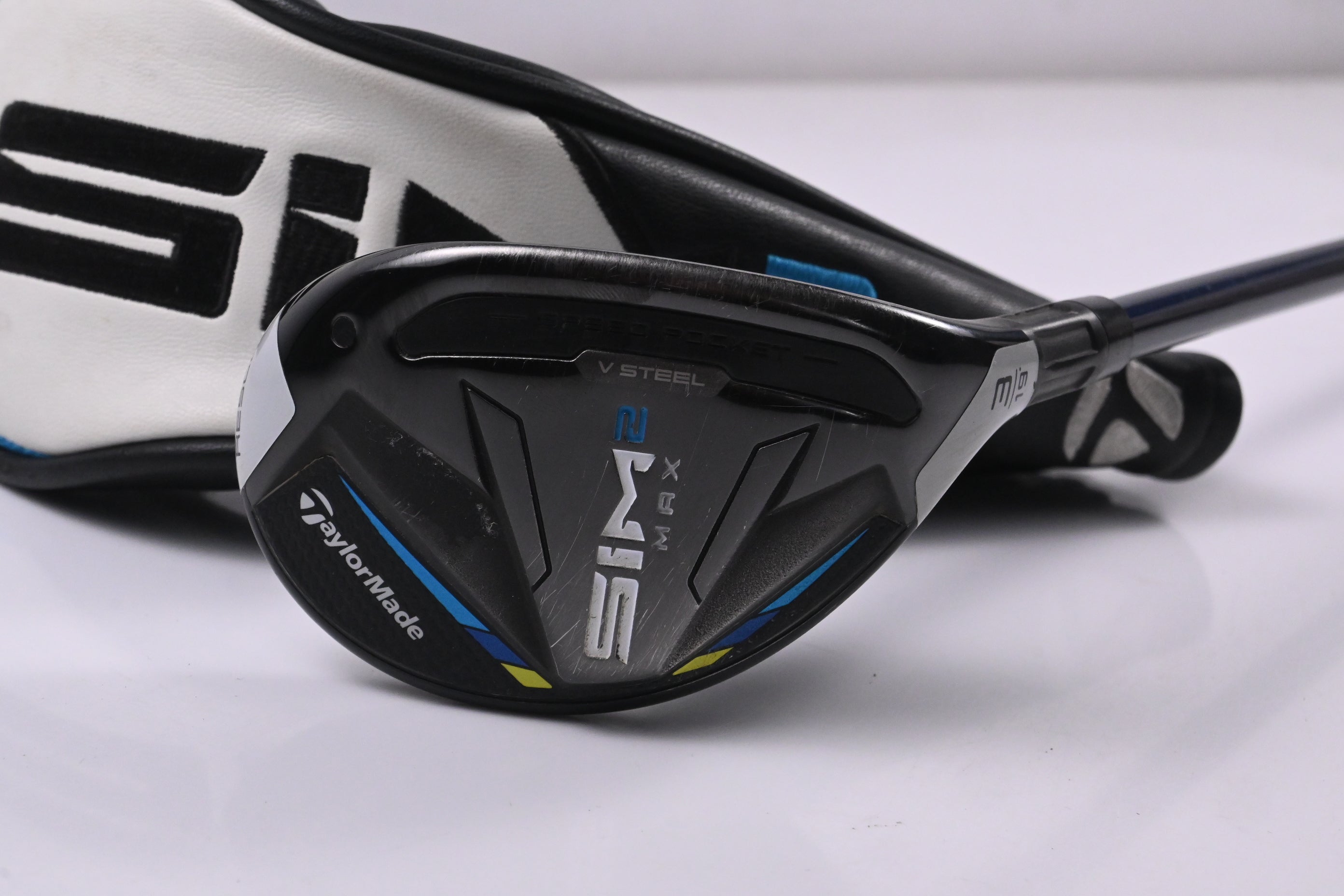 Taylormade SIM2 Max #3 Hybrid / 19 Degree / Stiff Flex Ventus Blue 7 Shaft