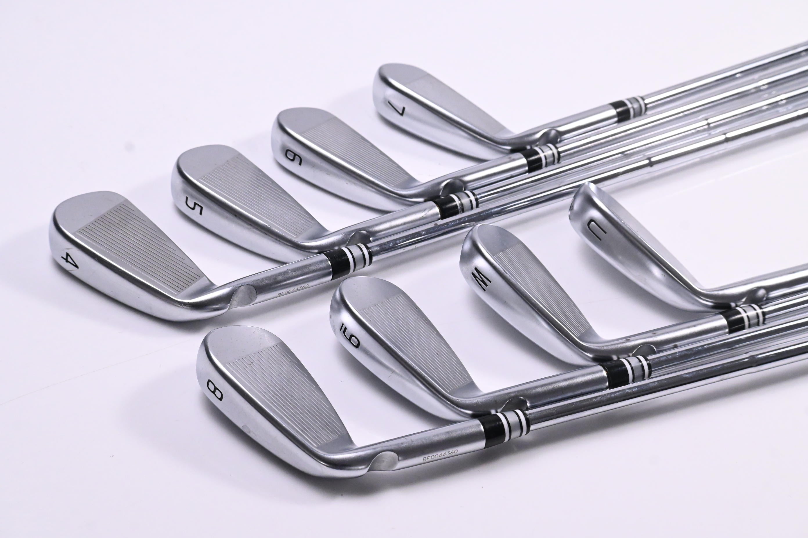 Ping i530 Irons / 4-PW+UW / Black Dot / Stiff Flex Dynamic Gold Mid 115 S300