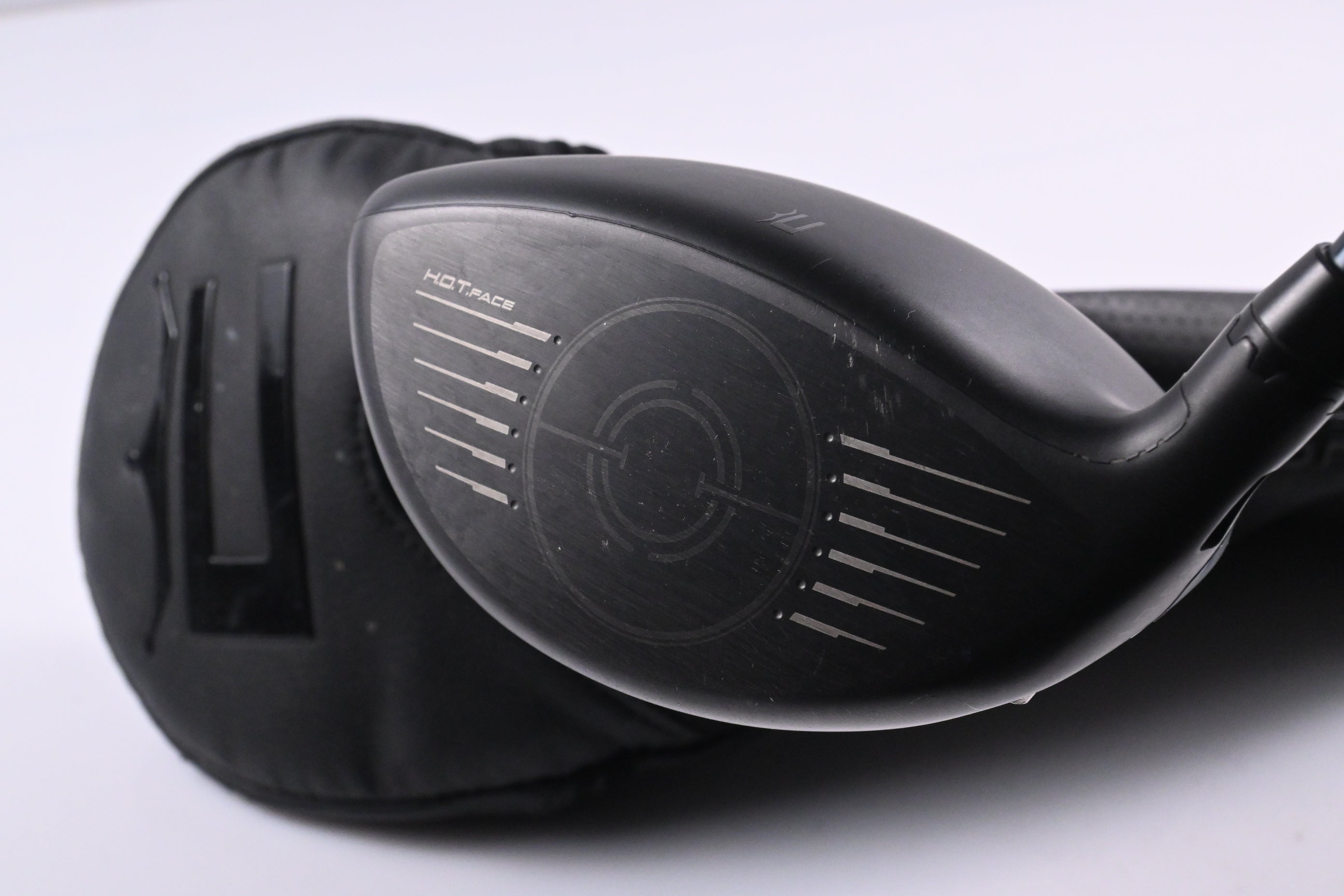 Cobra Darkspeed LS Driver / 9 Degree / X-Flex UST LinQ 6 Shaft
