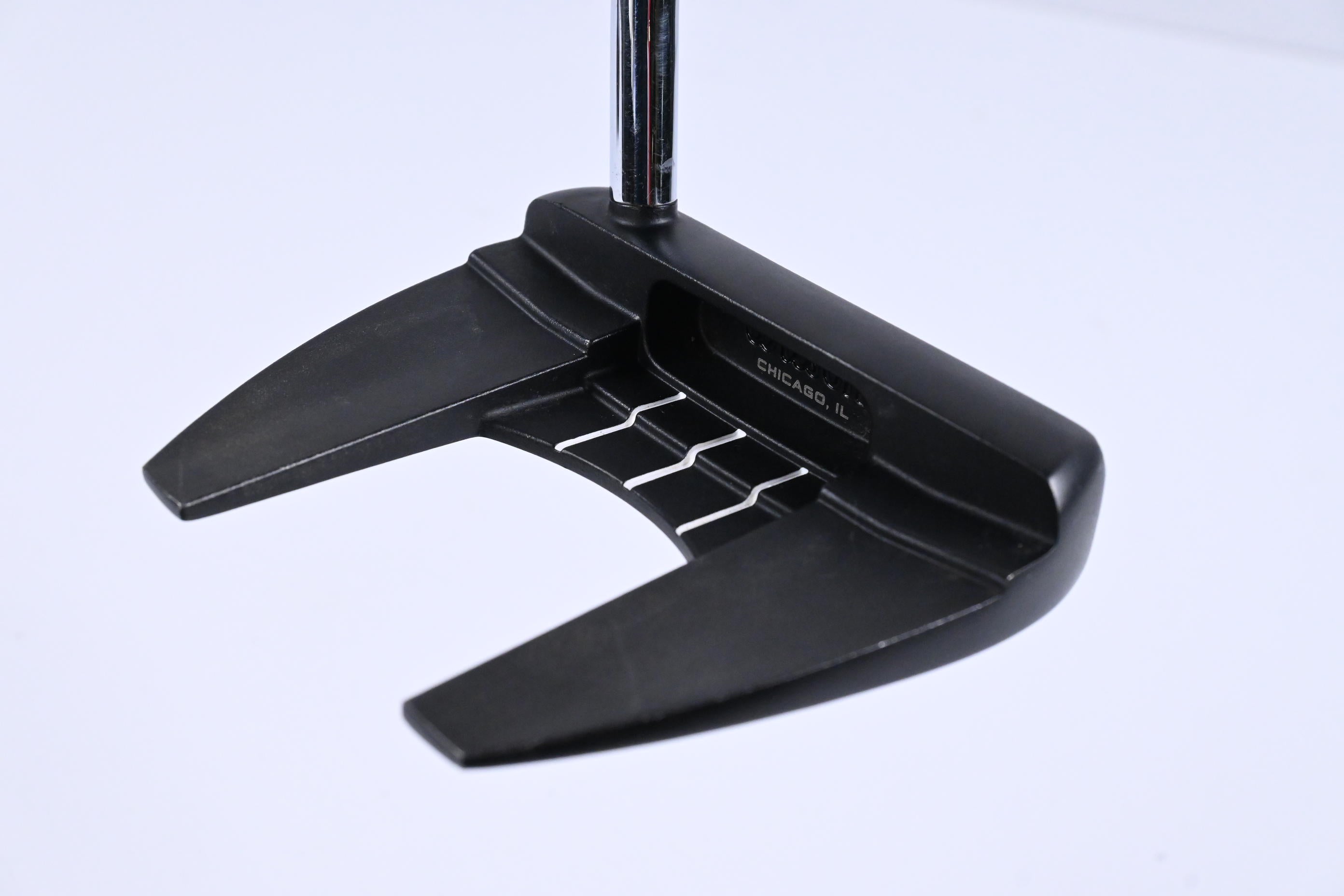 Wilson Infinite Bucktown 2024 Putter / 34 Inch