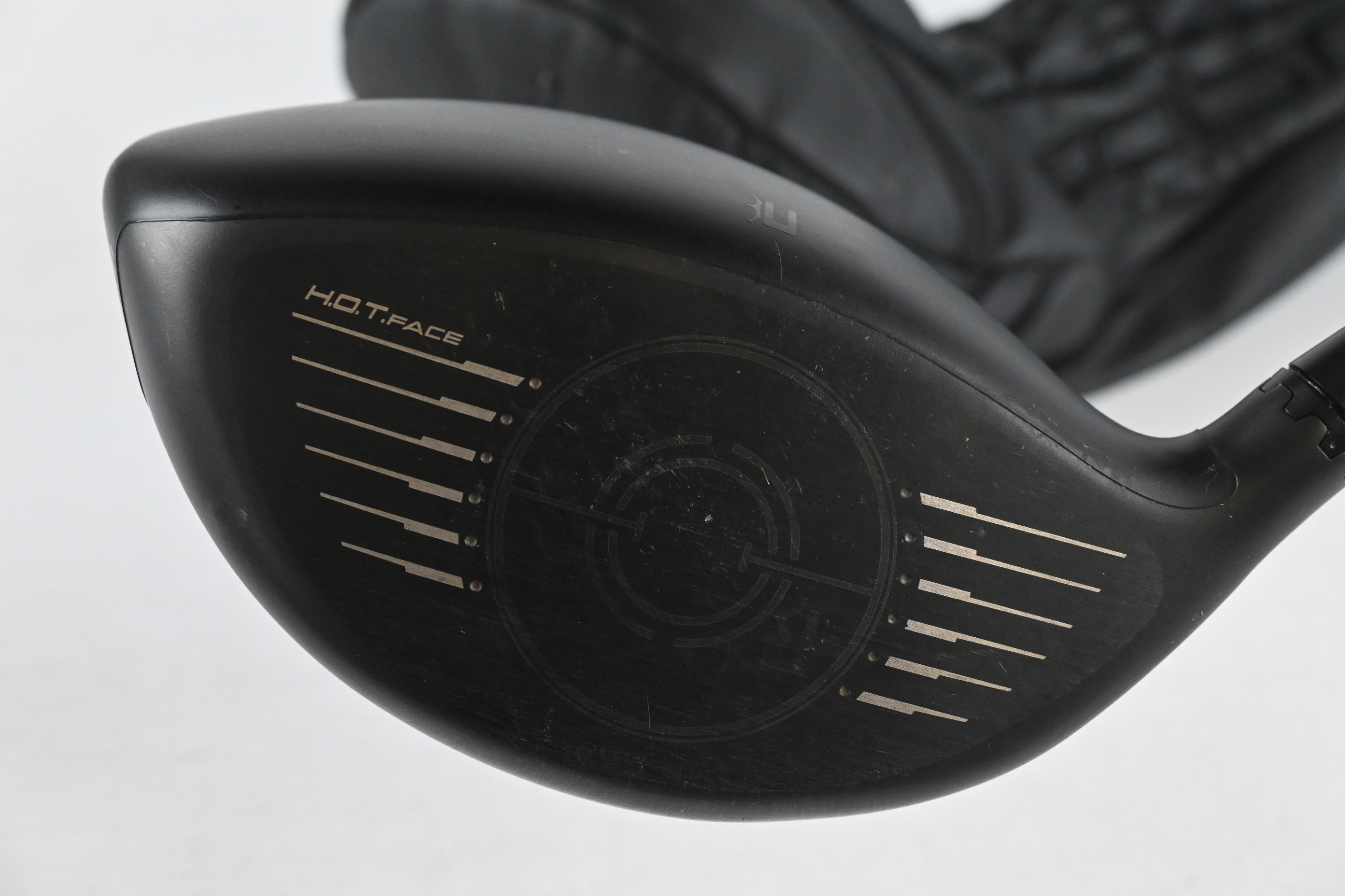 Cobra Darkspeed LS Driver / 10.5 Degree / Regular Flex Hzrdus Smoke Black 60