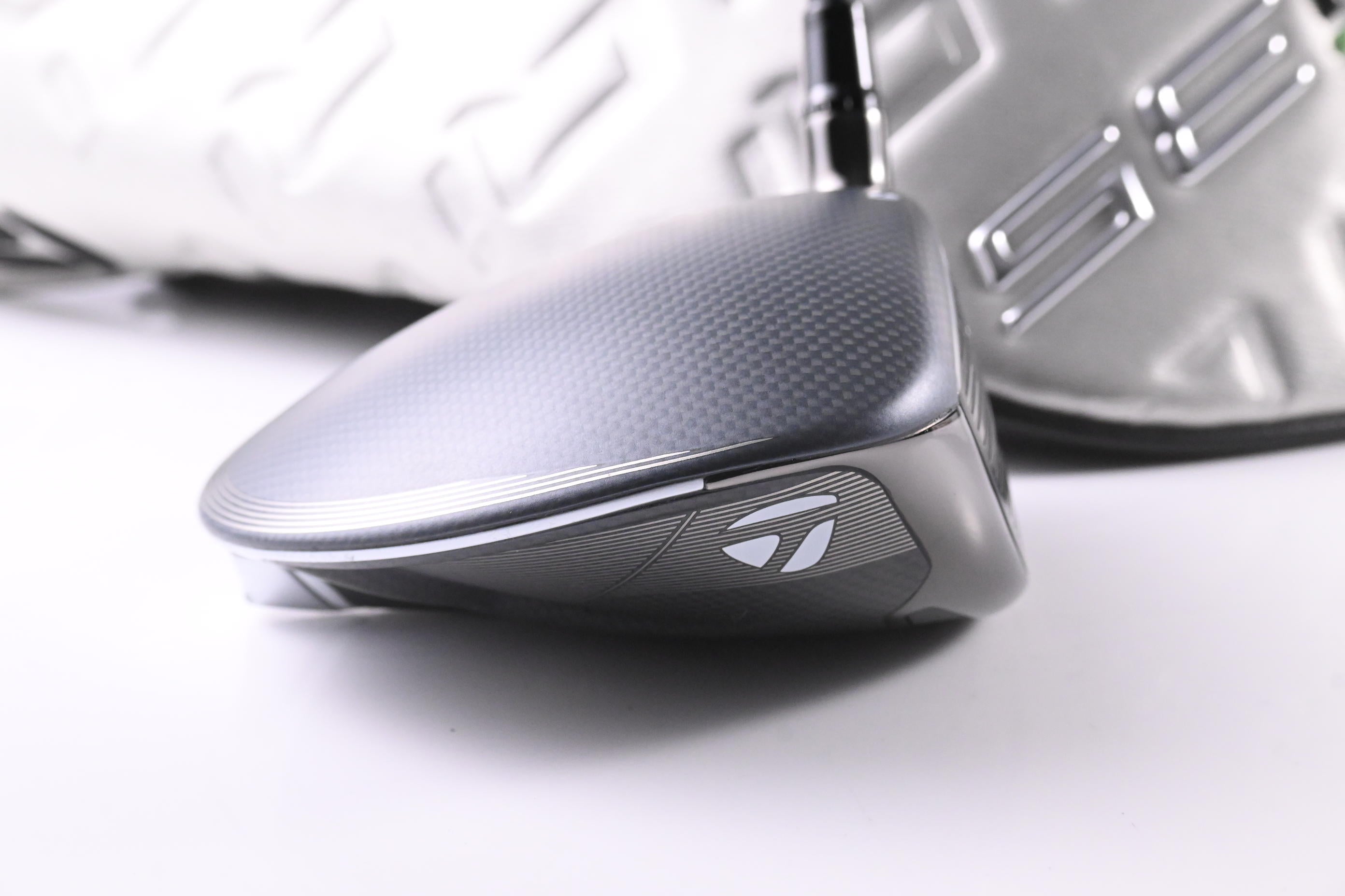Taylormade Qi35 Max Lite Driver / 12 Degree / Regular Flex Vanquish 4 Shaft